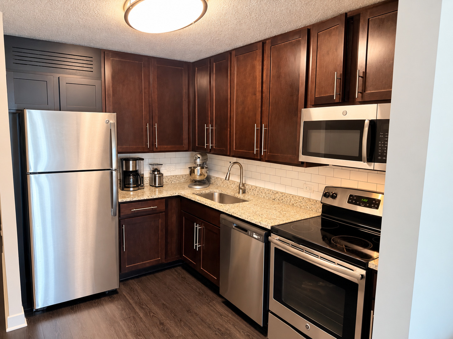 400 N McClurg Court Unit: 1907