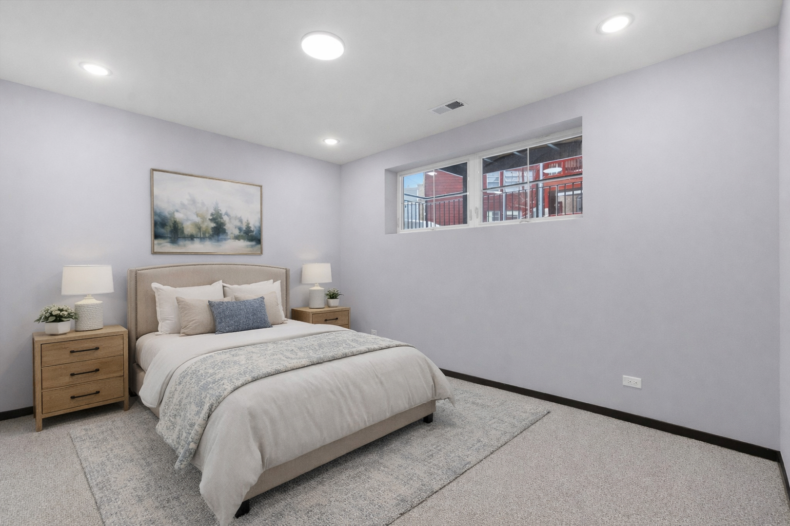 5830 N Lincoln Avenue Unit: 1S