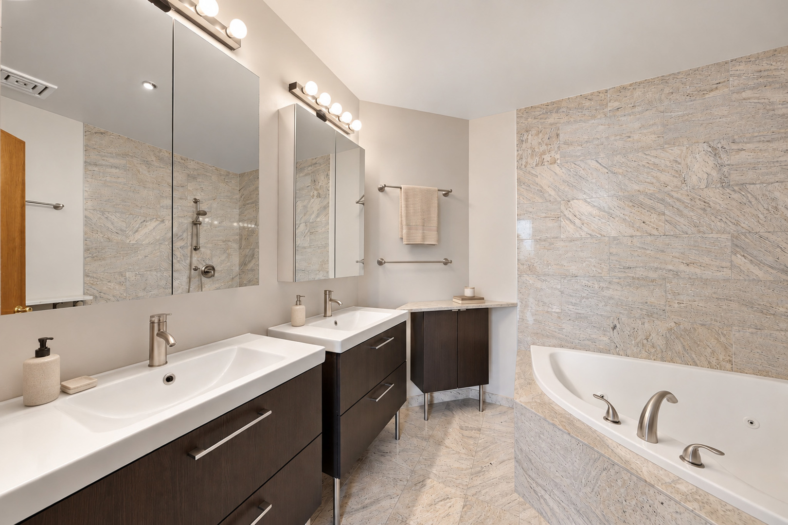 161 W Harrison Street Unit: 1206-1208
