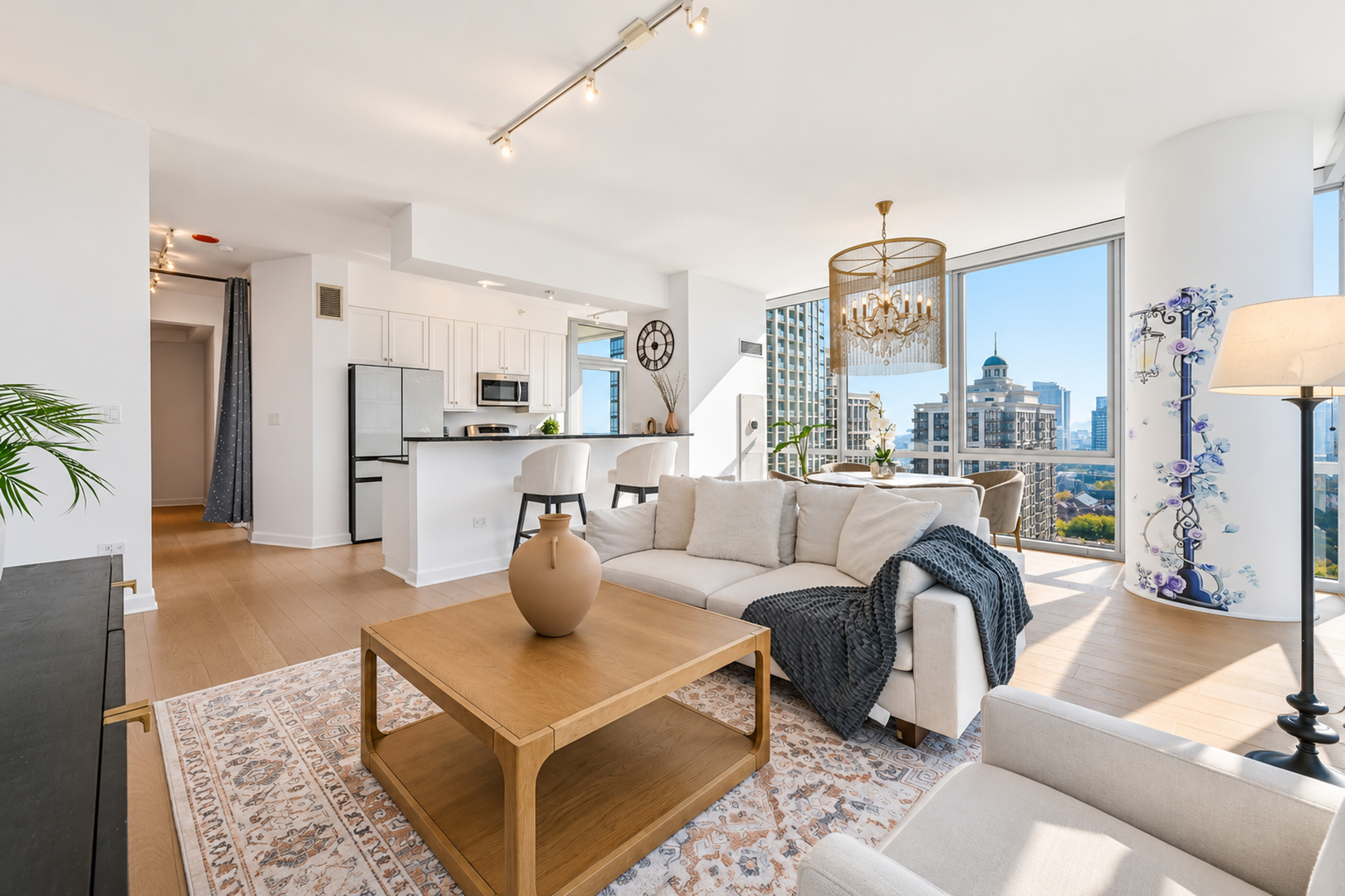 1201 S Prairie Avenue Unit: 1706