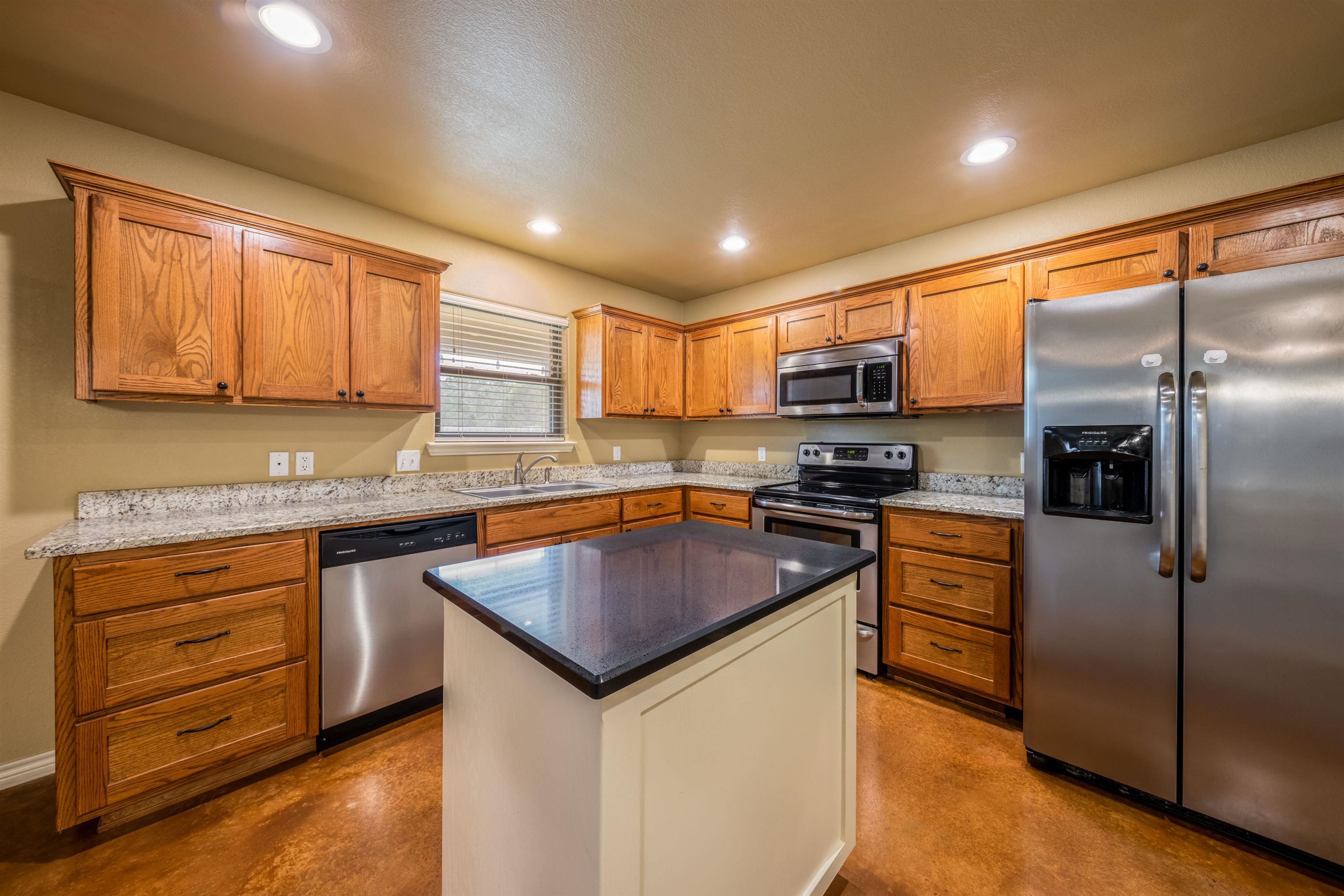 1205 E Marble Street