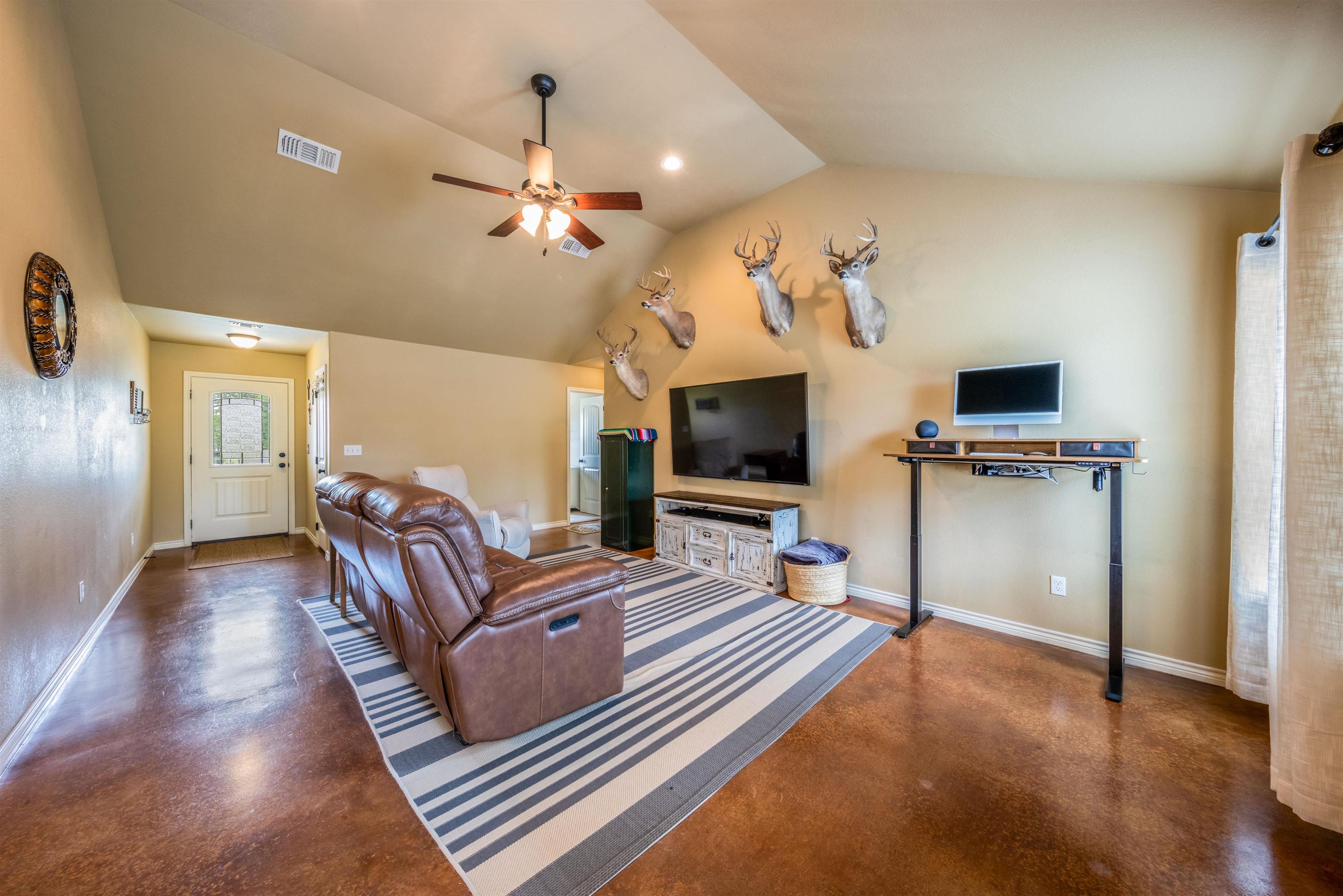 1205 E Marble Street