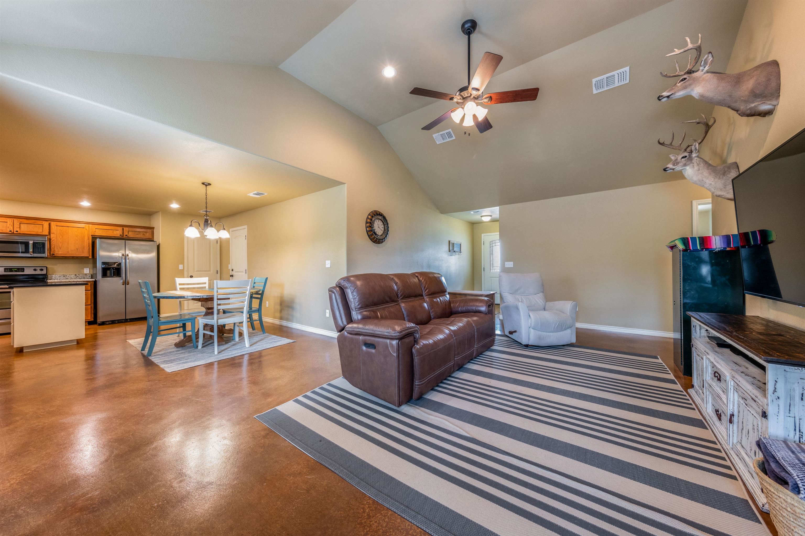1205 E Marble Street