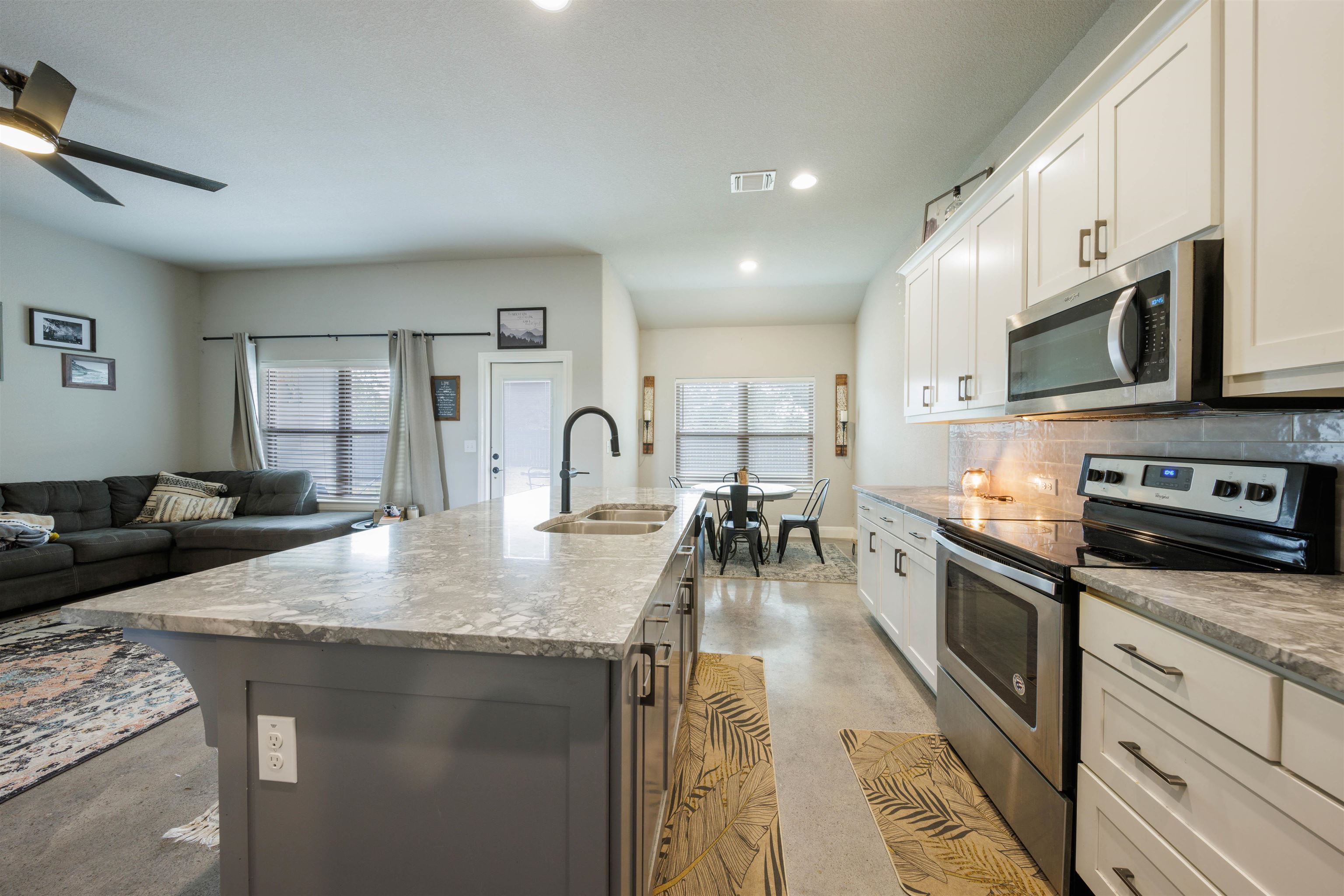 489 Dove Trail