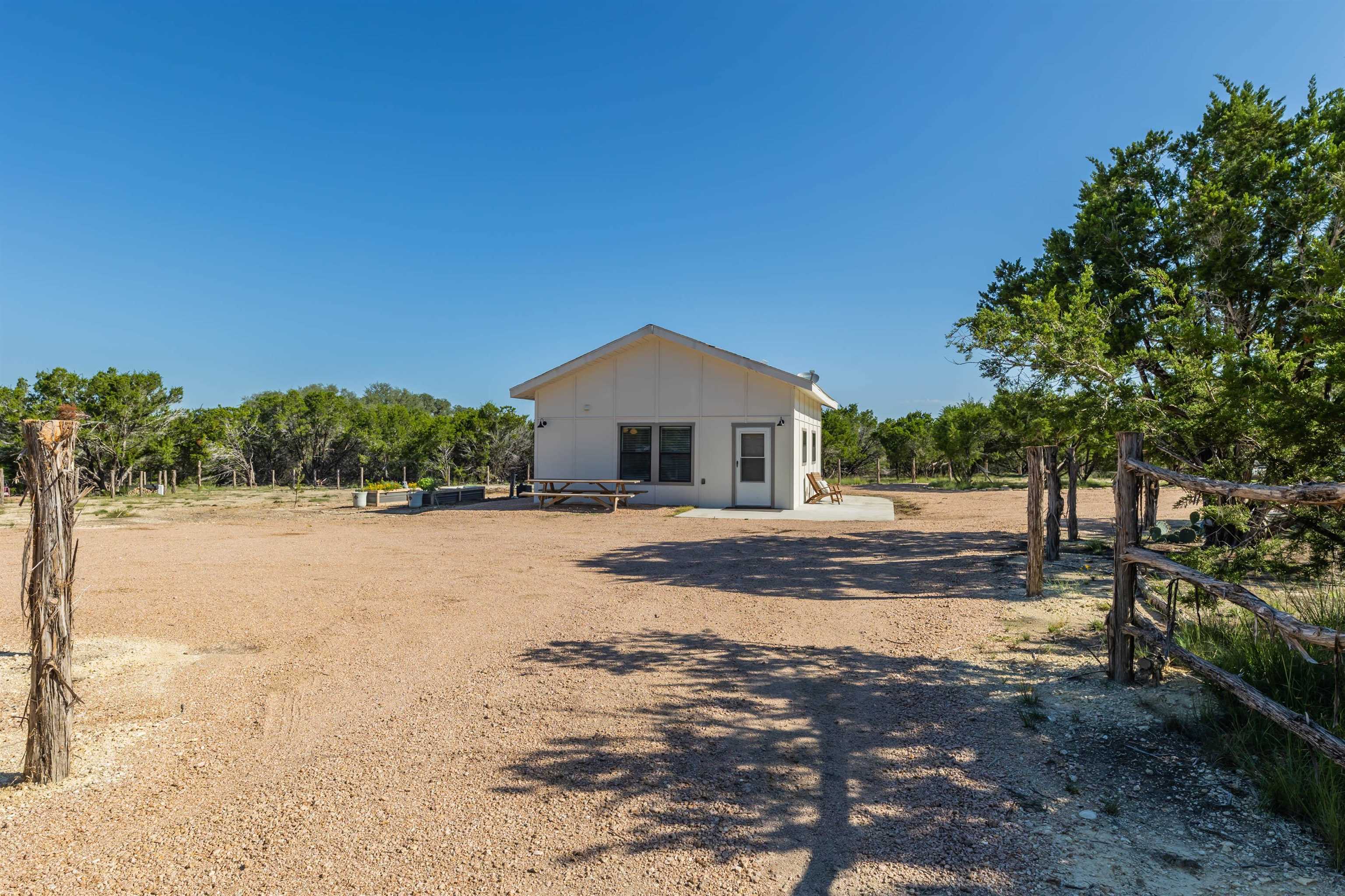 2075 Carpenter Loop