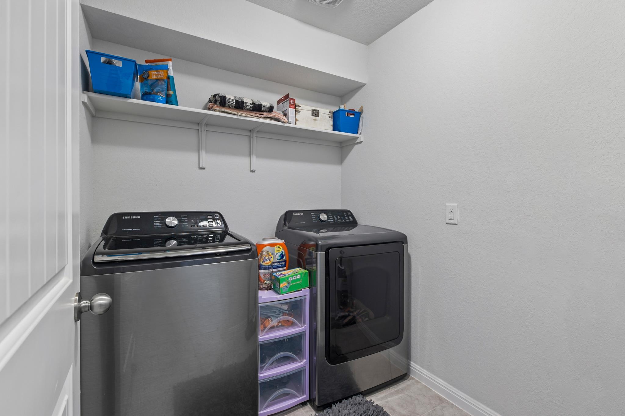 240 Peppermill Loop