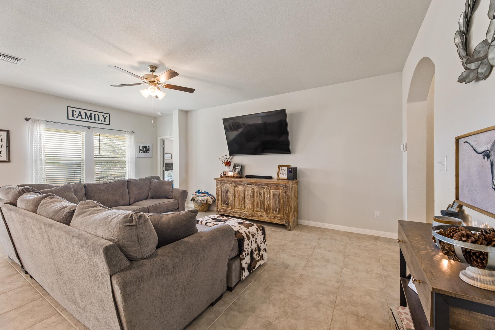 240 Peppermill Loop