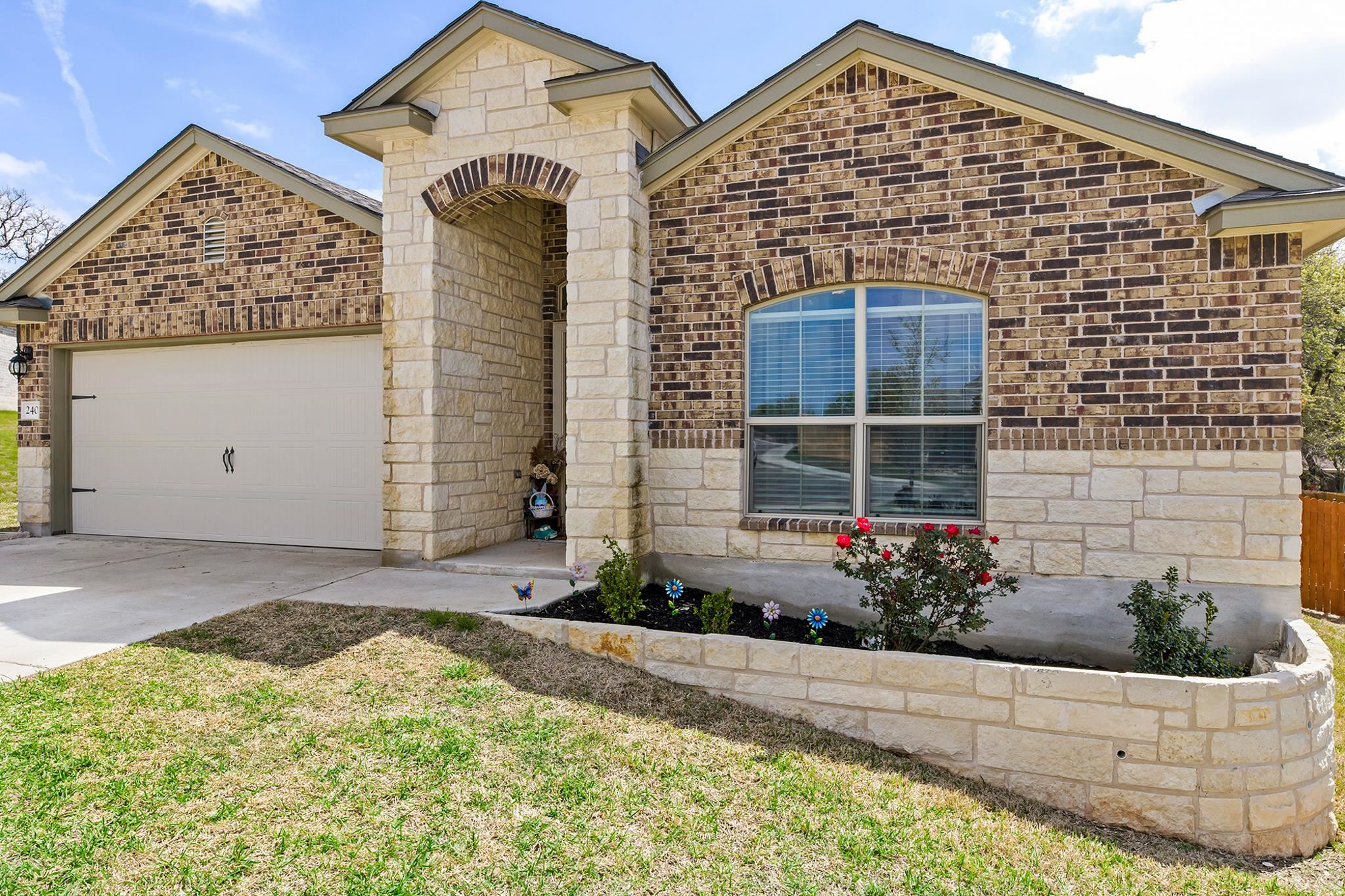 240 Peppermill Loop