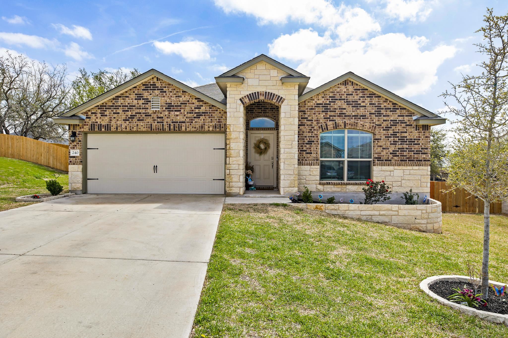 240 Peppermill Loop