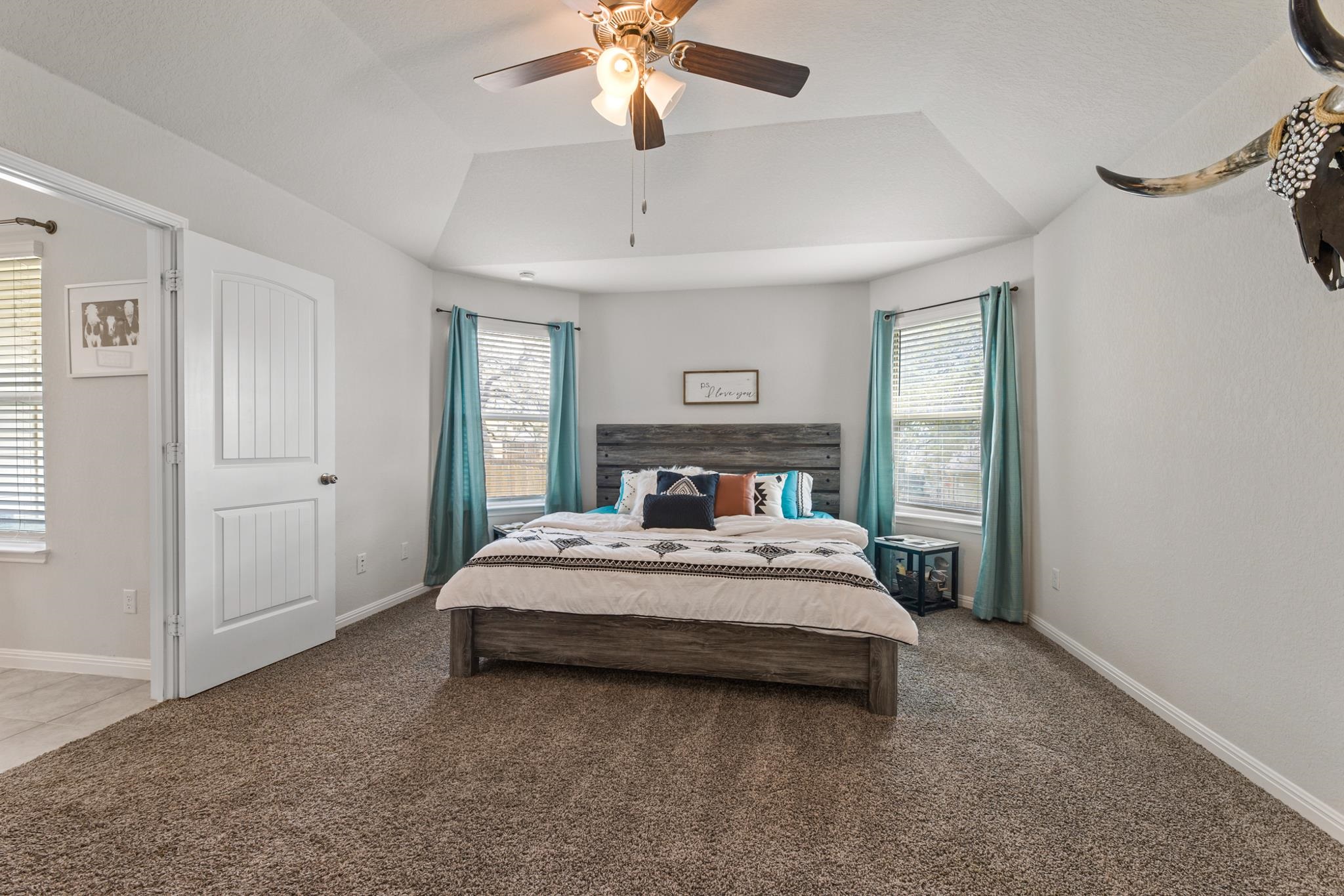 240 Peppermill Loop