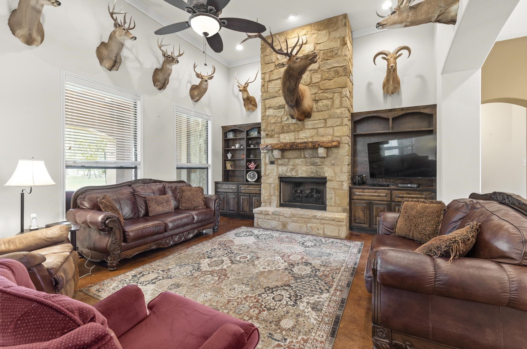 130 Circle Oak Drive