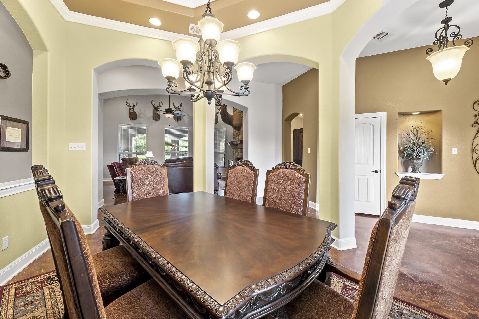 130 Circle Oak Drive