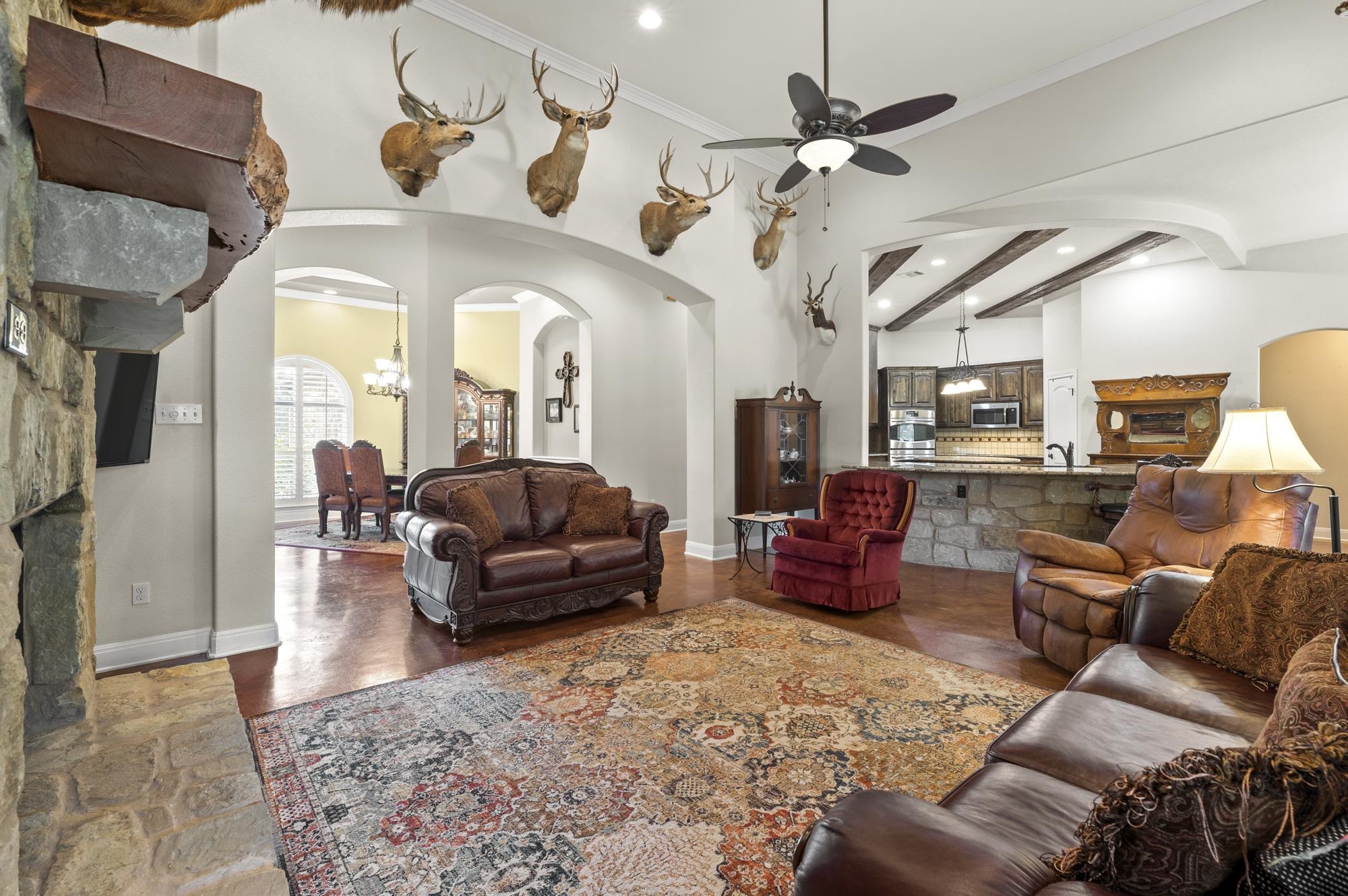 130 Circle Oak Drive
