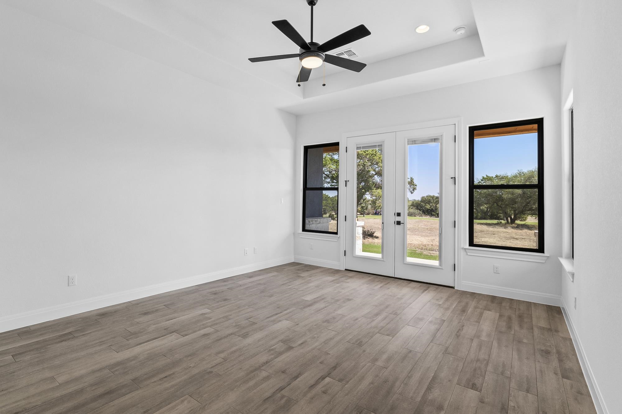 550 Oak Vista Drive
