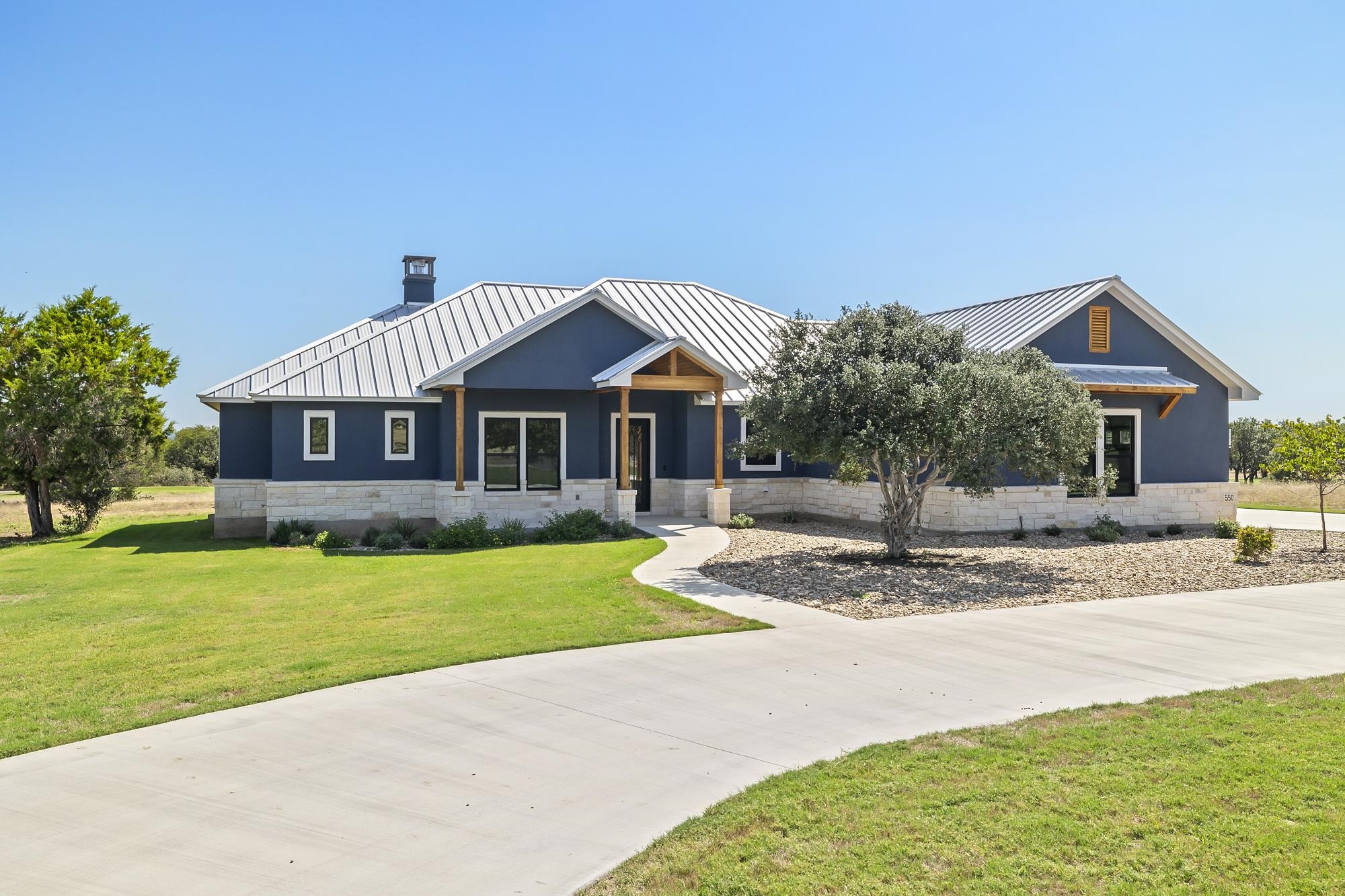 550 Oak Vista Drive