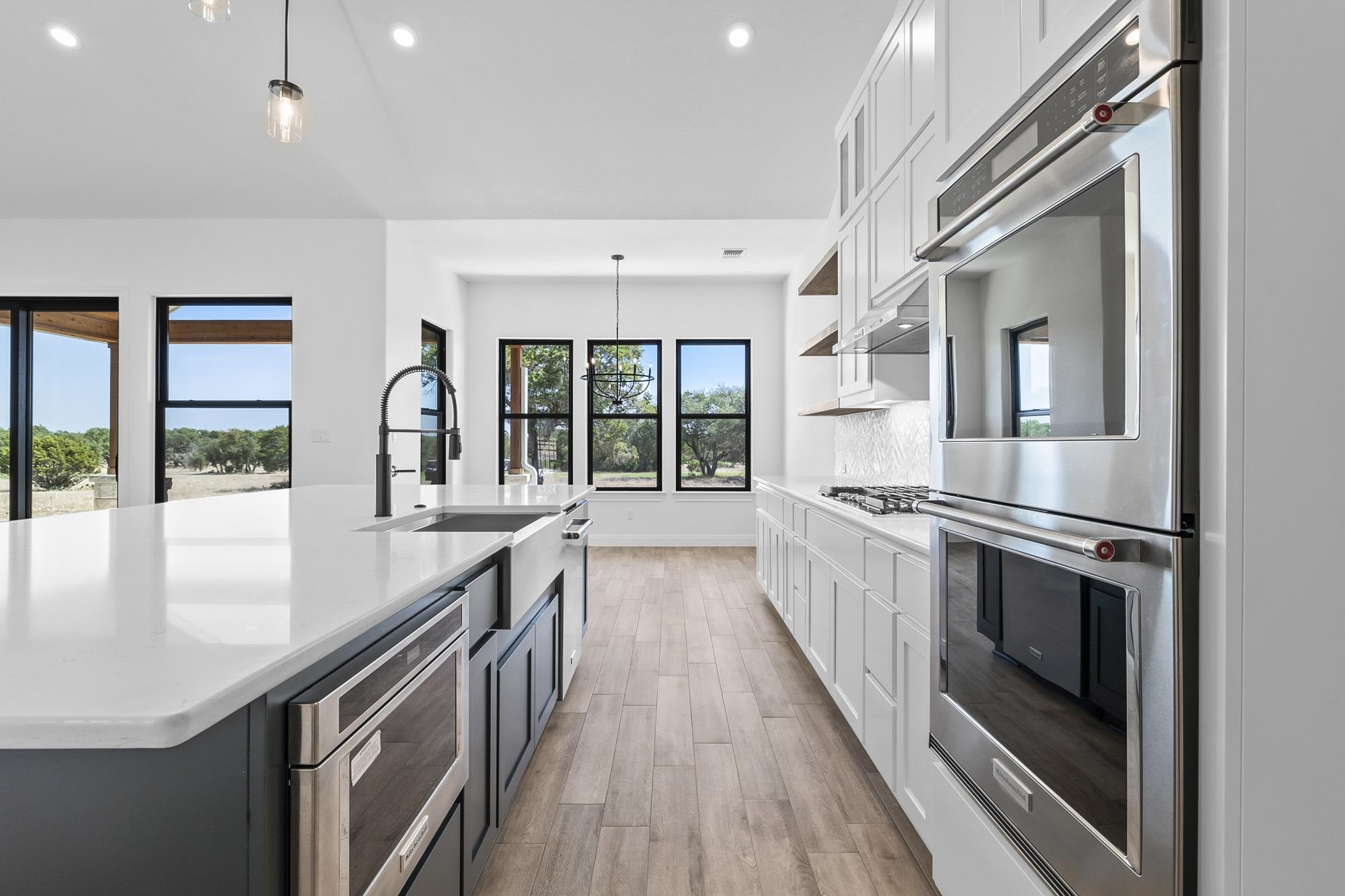 550 Oak Vista Drive