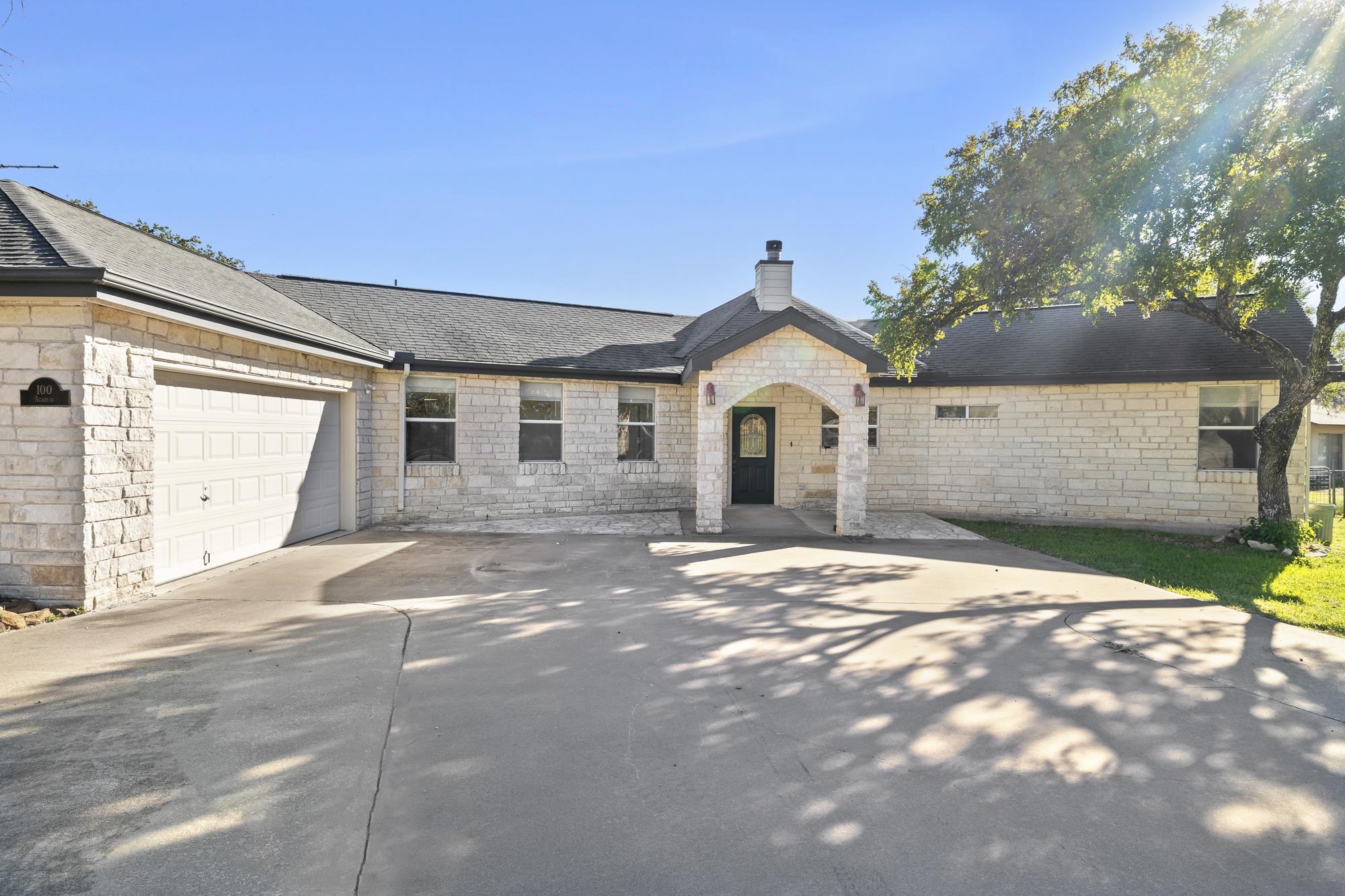 100 Agarita Drive