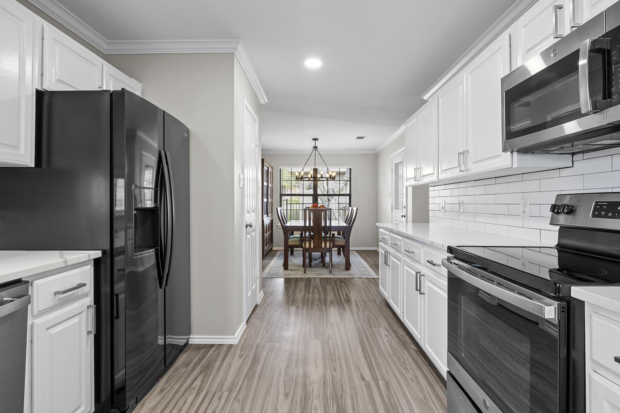 709 Applewood Drive