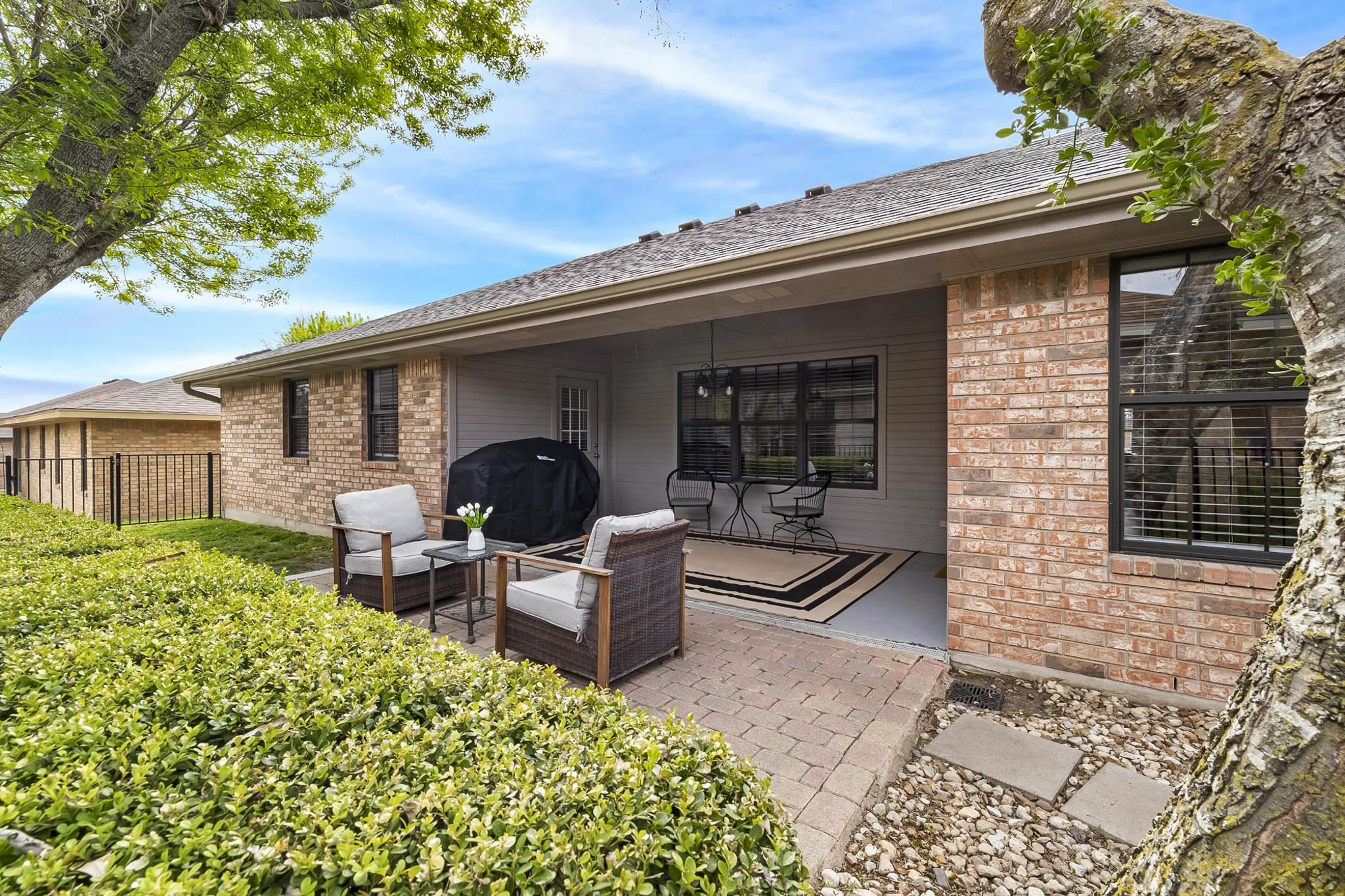 709 Applewood Drive