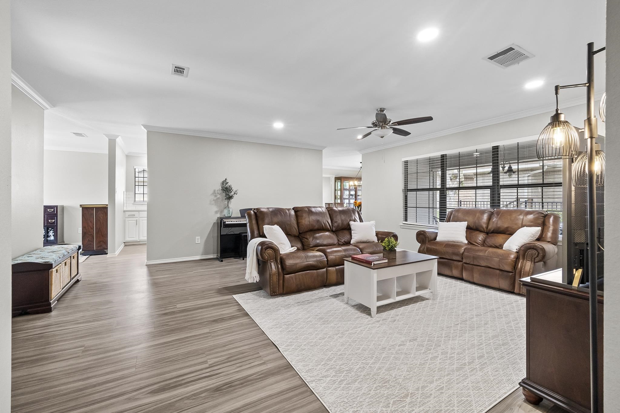 709 Applewood Drive