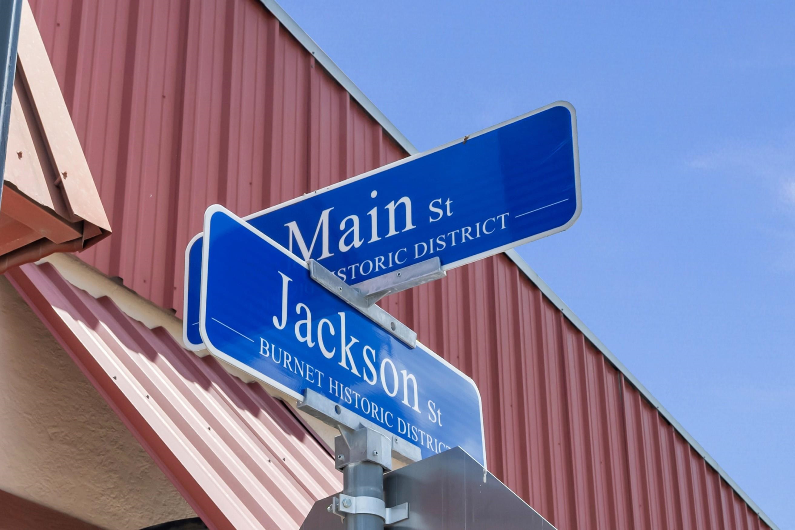236 S Main St