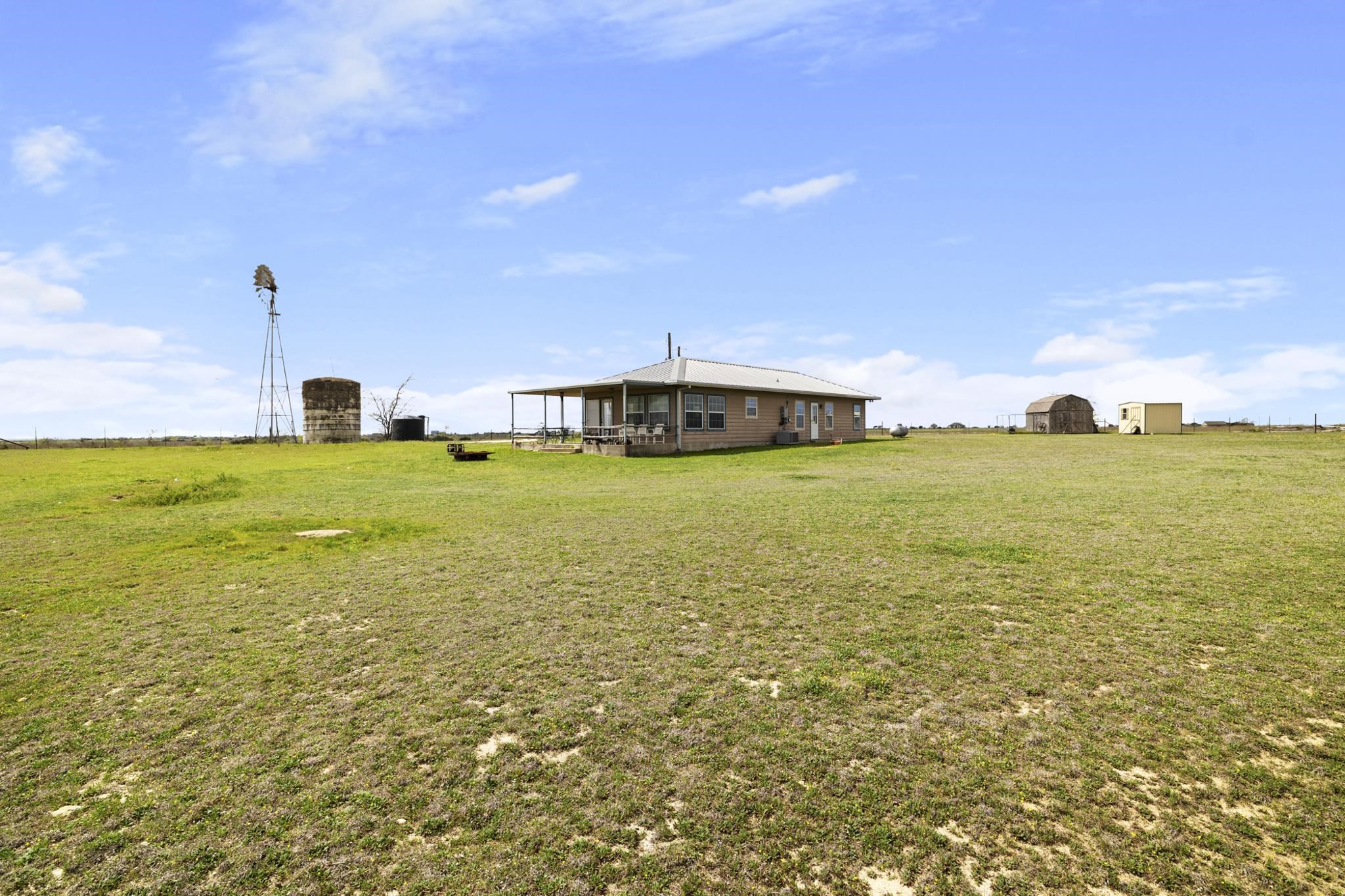 15801 Fm 963