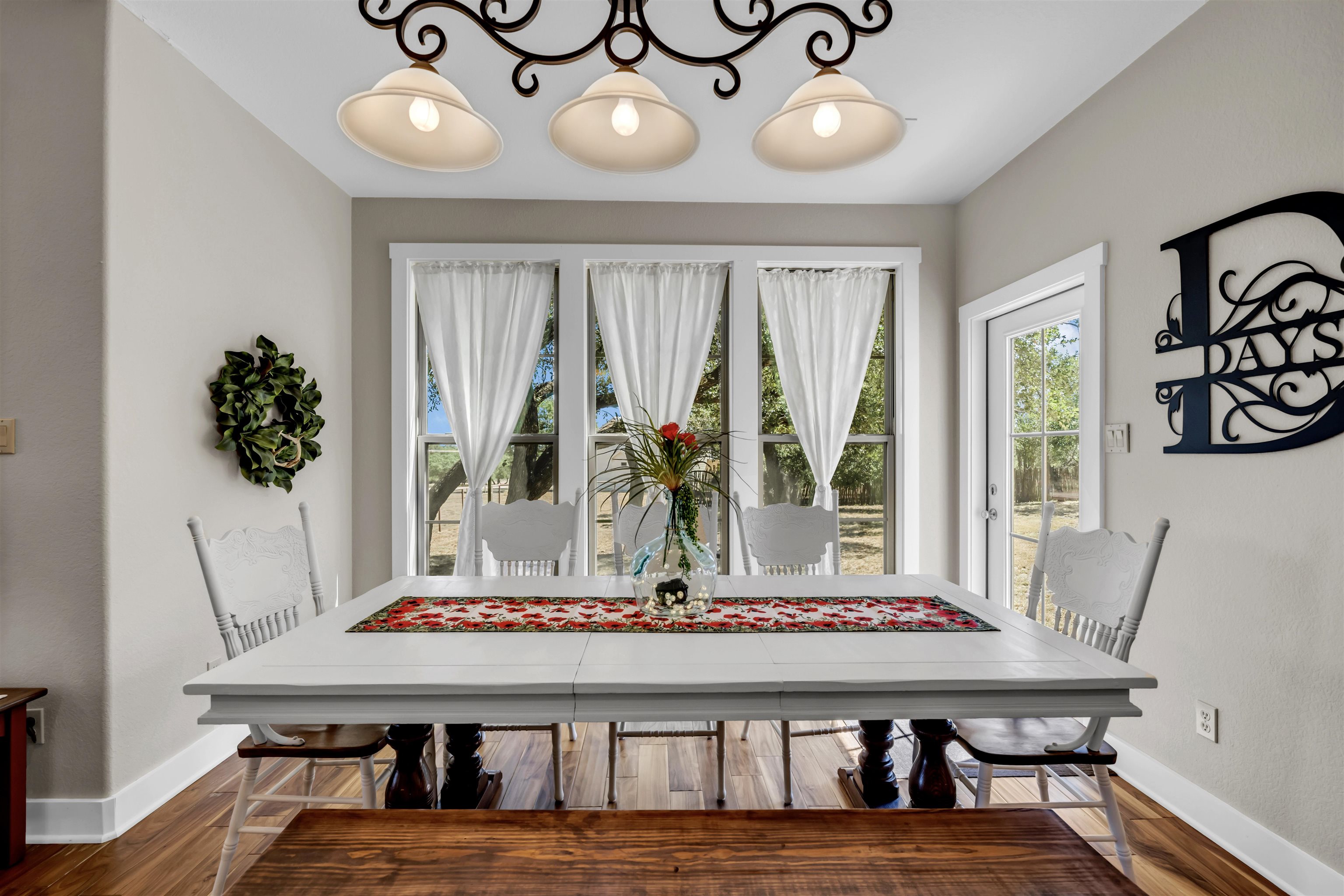 105 Lavonna Fox Drive