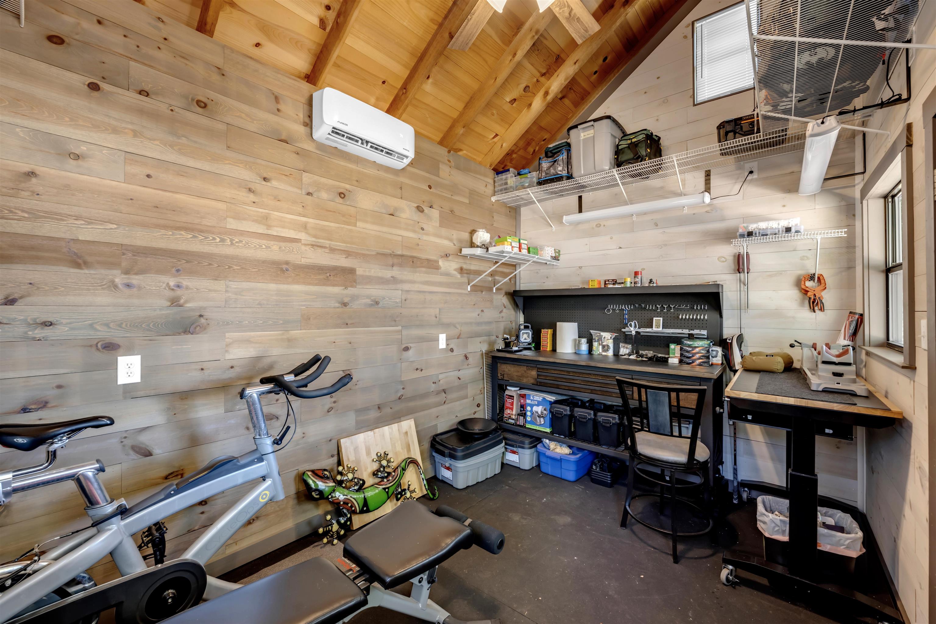 105 Lavonna Fox Drive