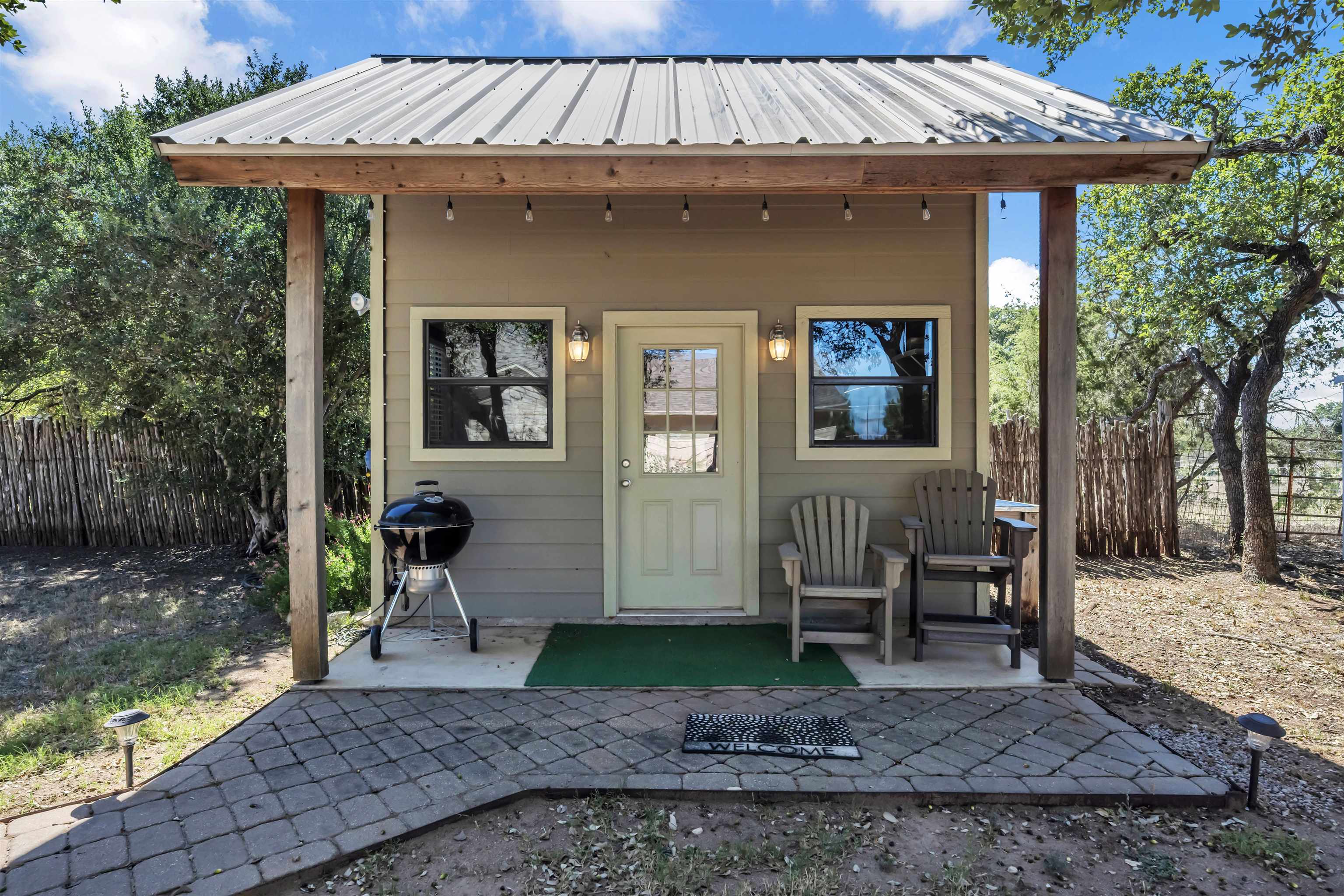 105 Lavonna Fox Drive