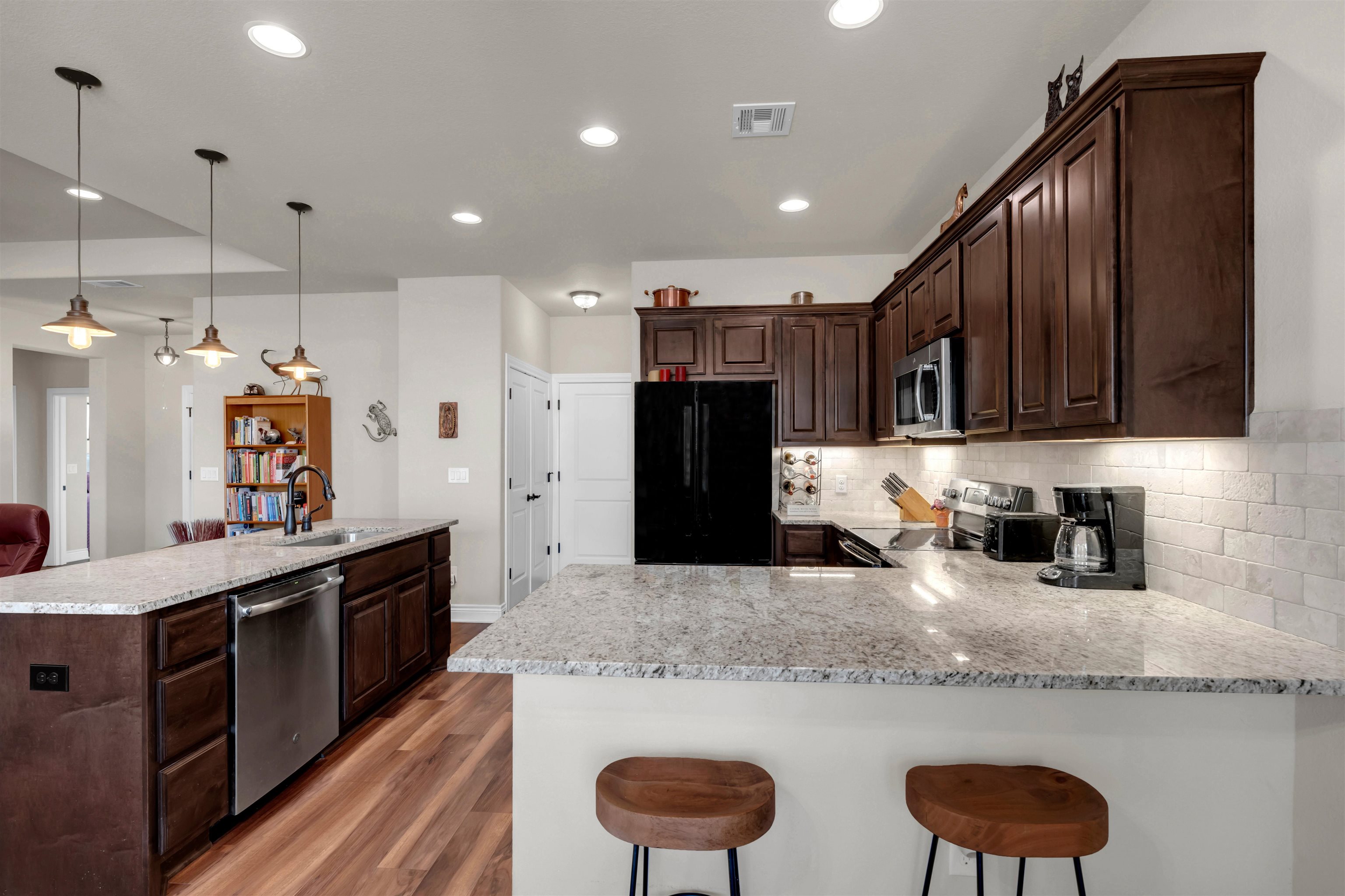 405 Dove Trail