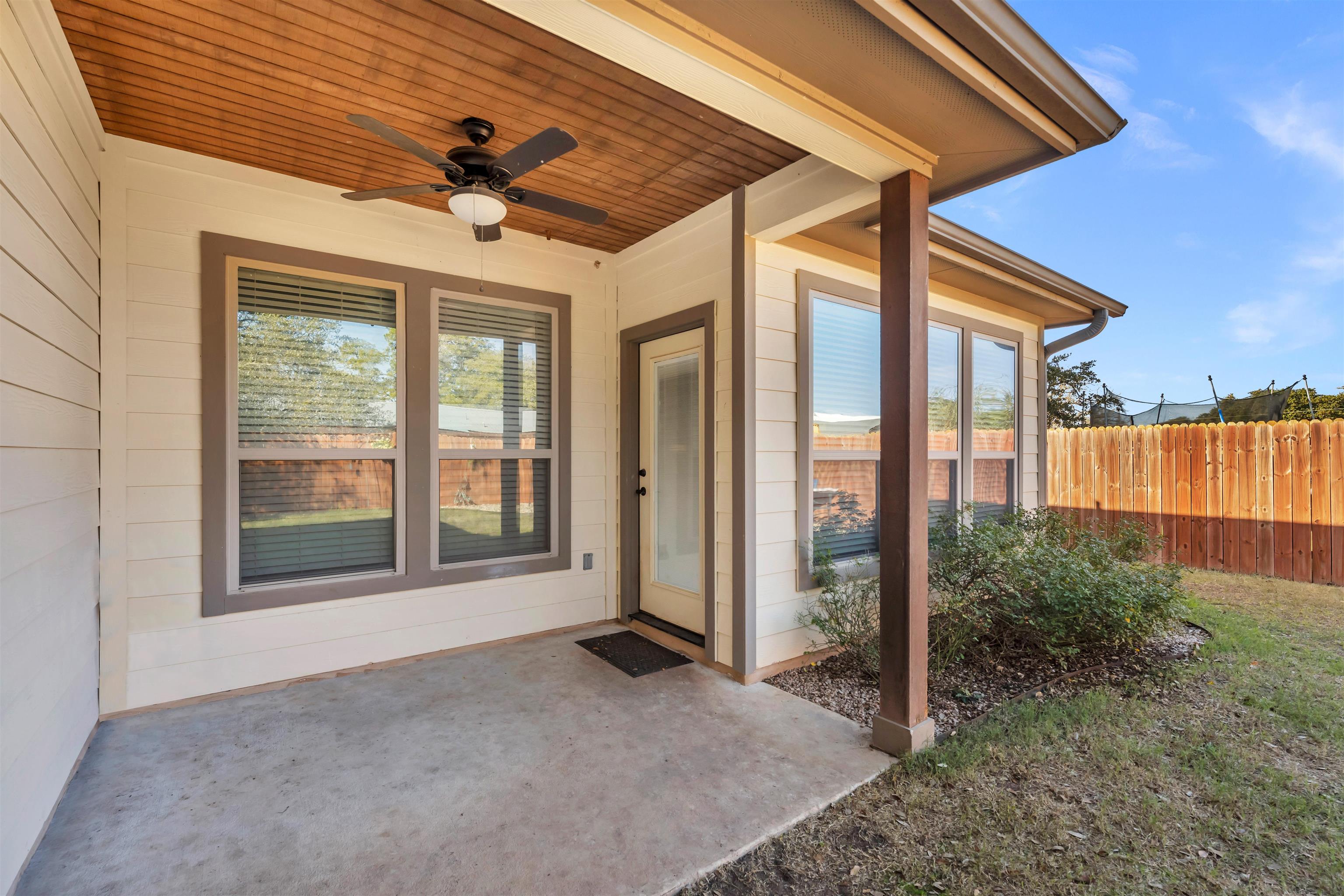 405 Dove Trail