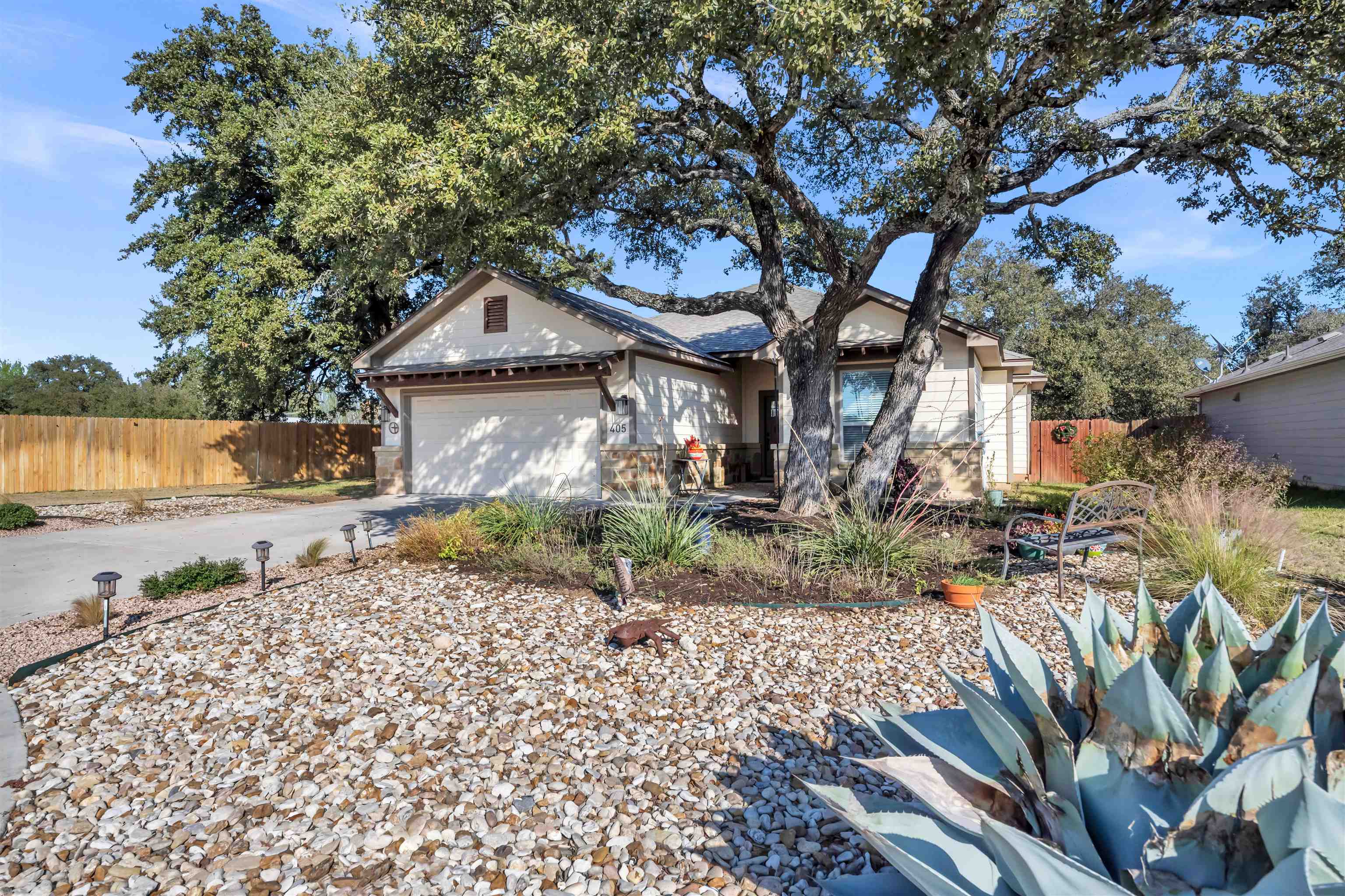 405 Dove Trail