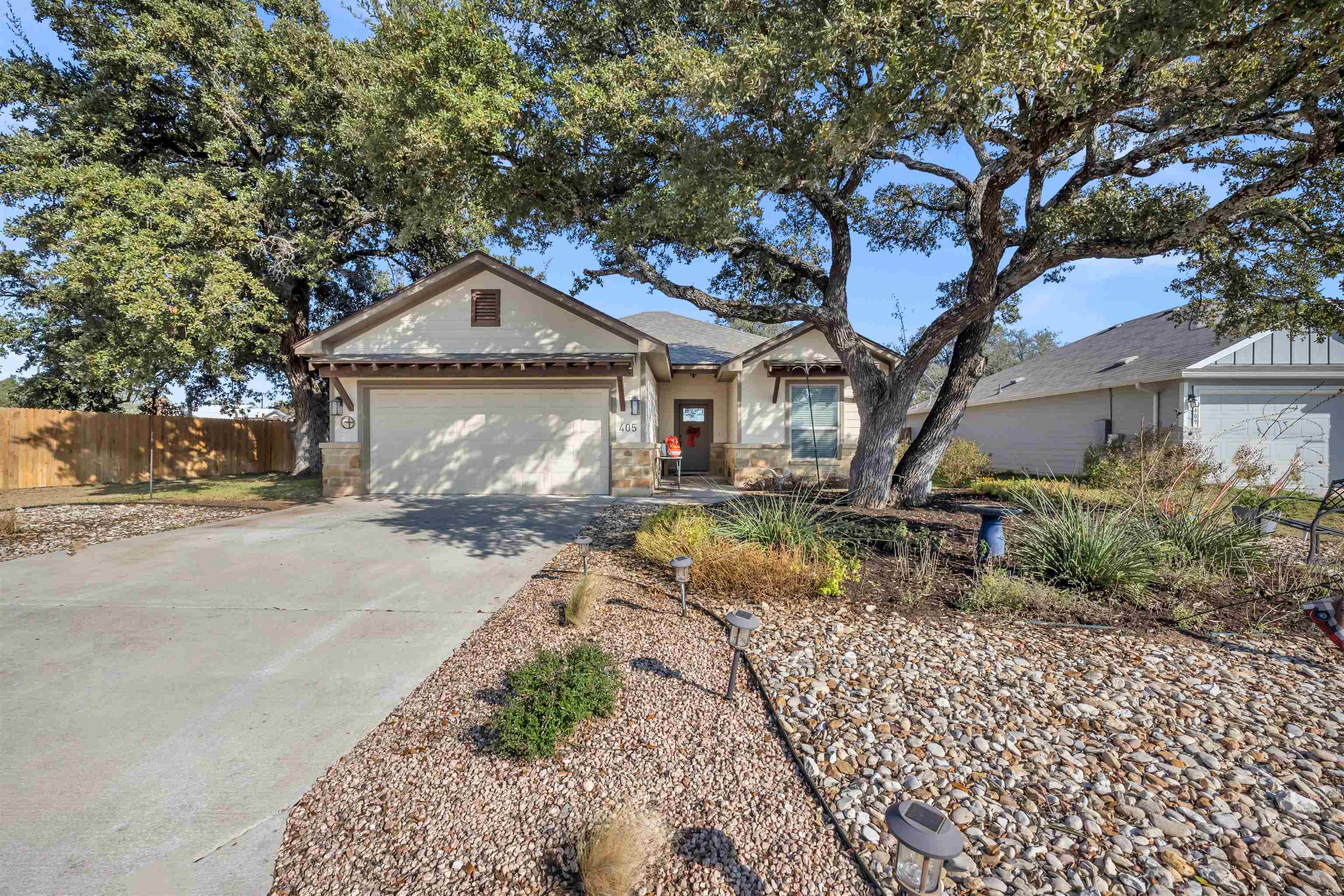 405 Dove Trail