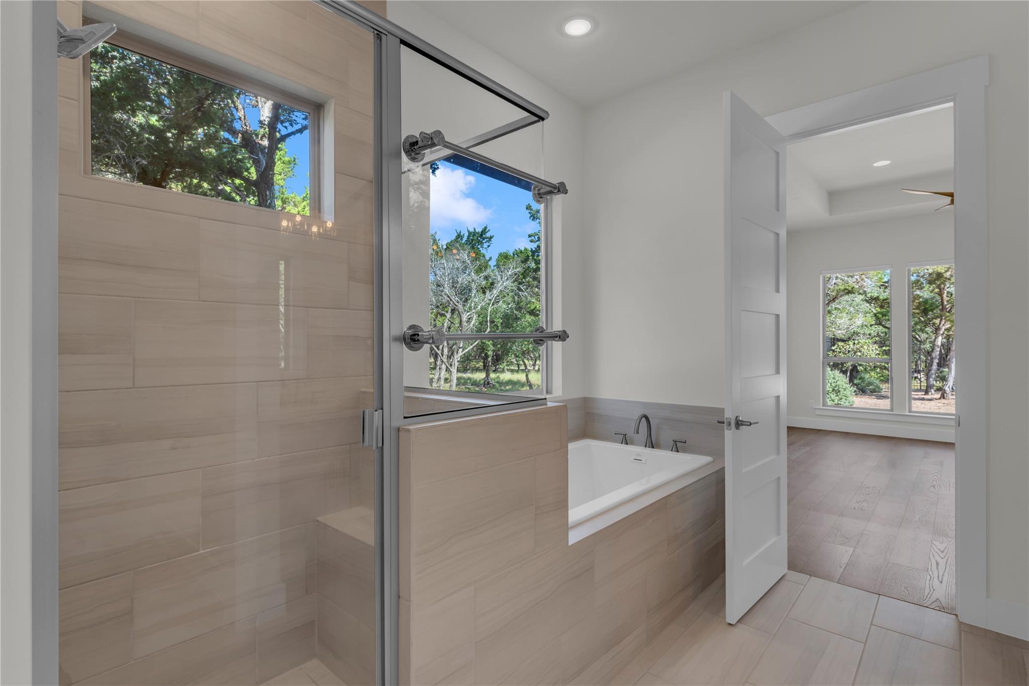 2140 Carpenter LOOP