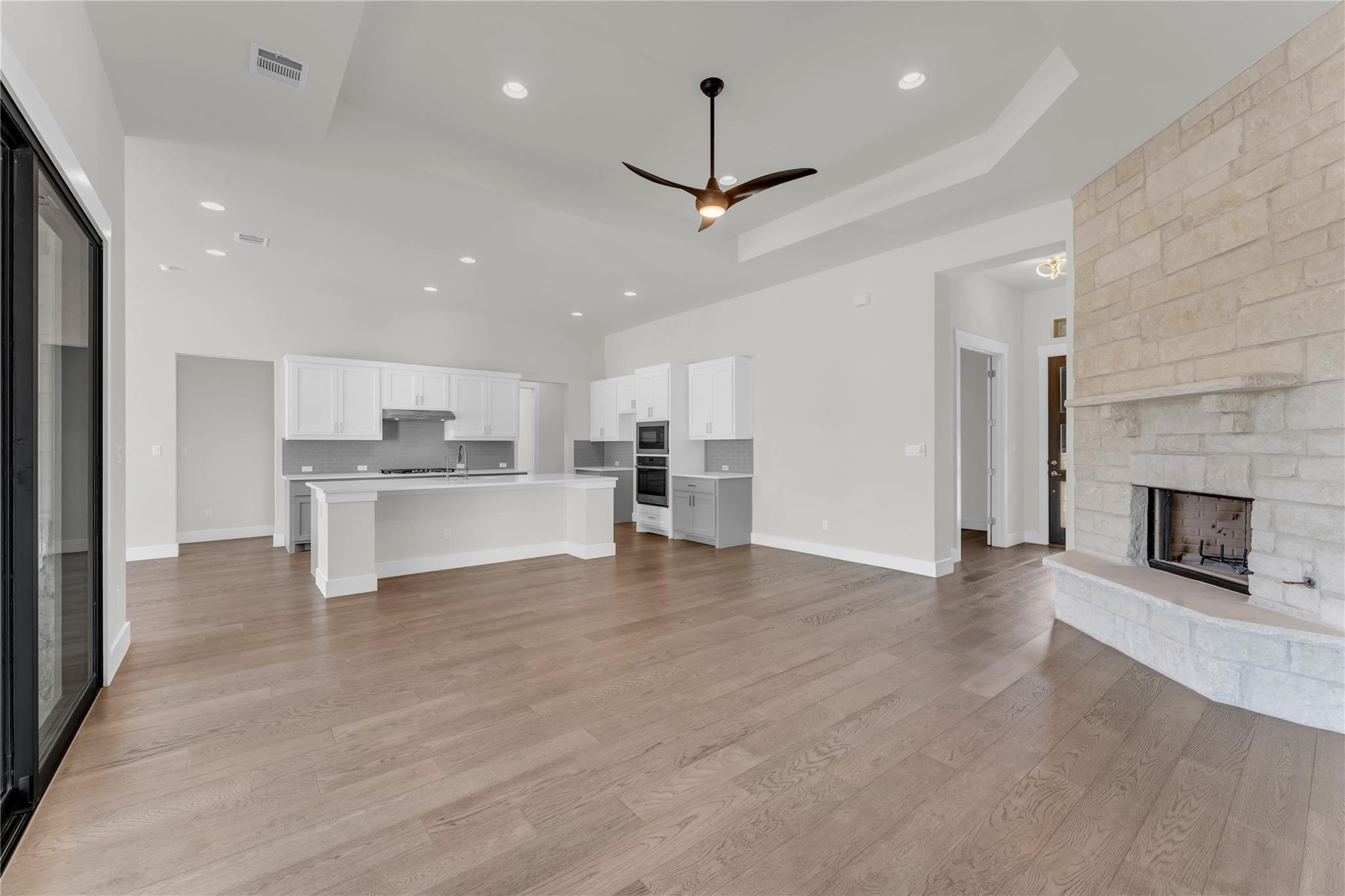 2140 Carpenter LOOP