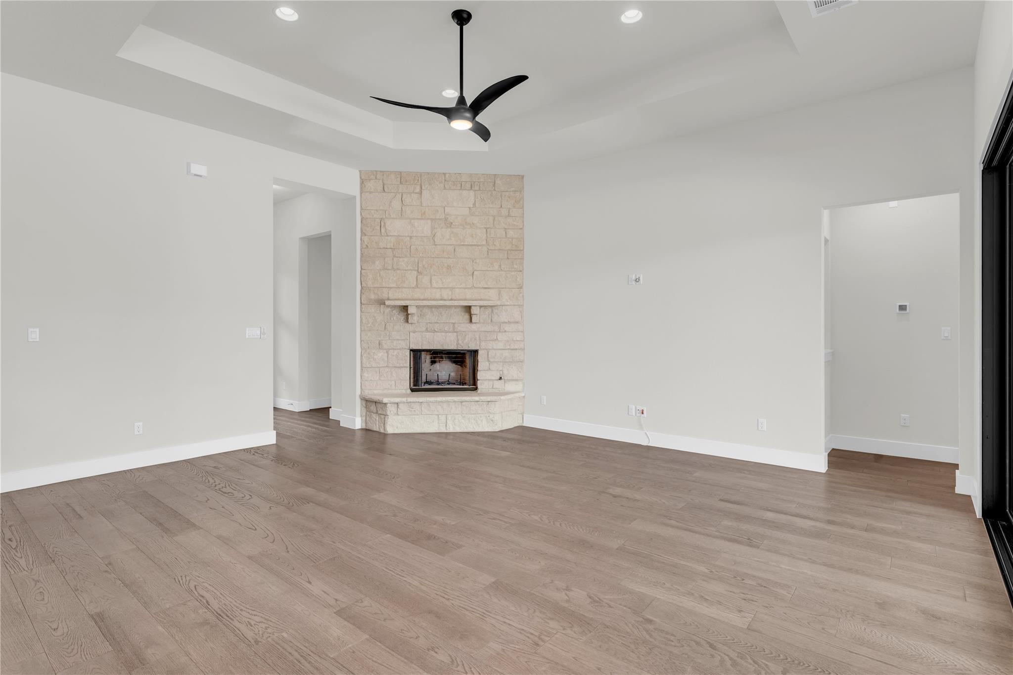 2140 Carpenter LOOP