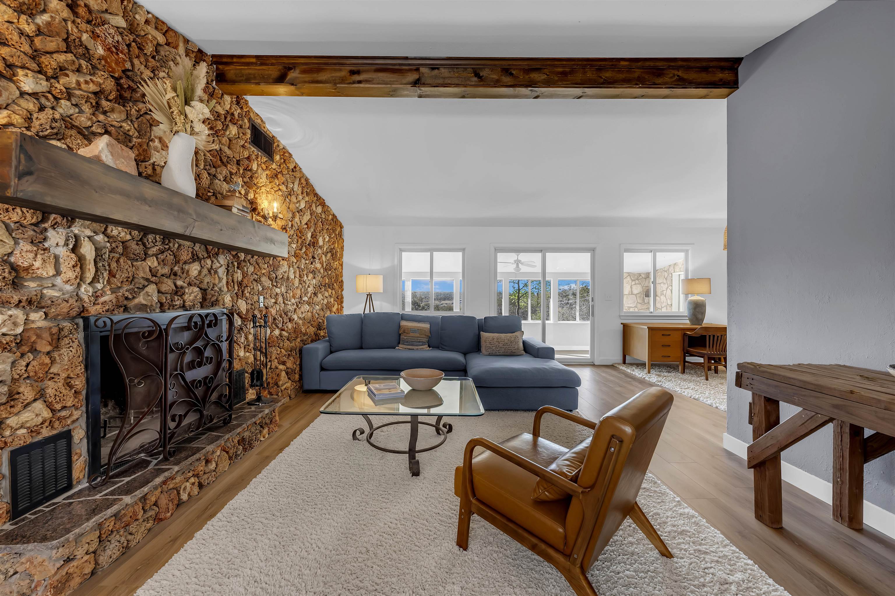3008 Vista Ln
