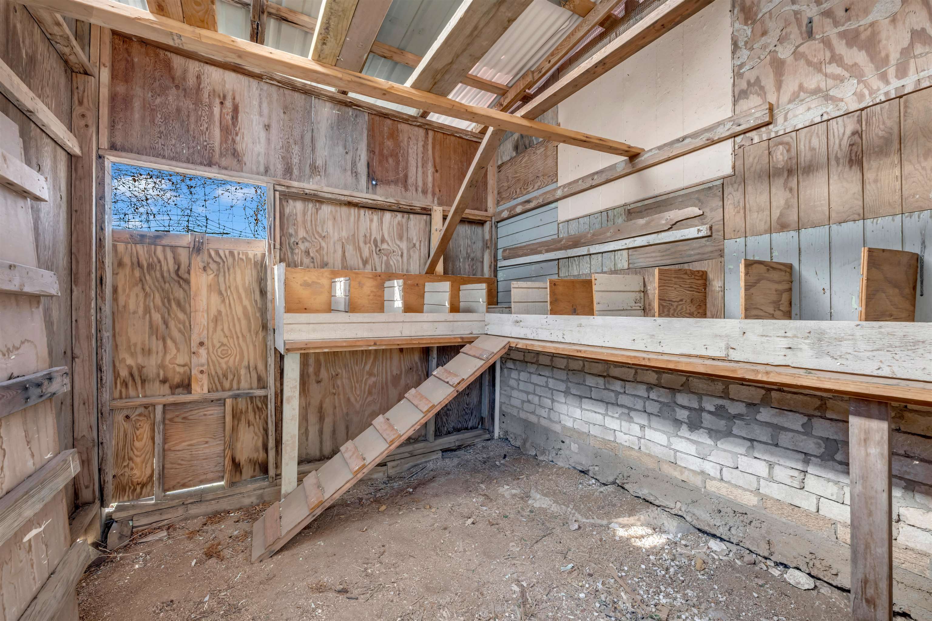 3008 Vista Ln