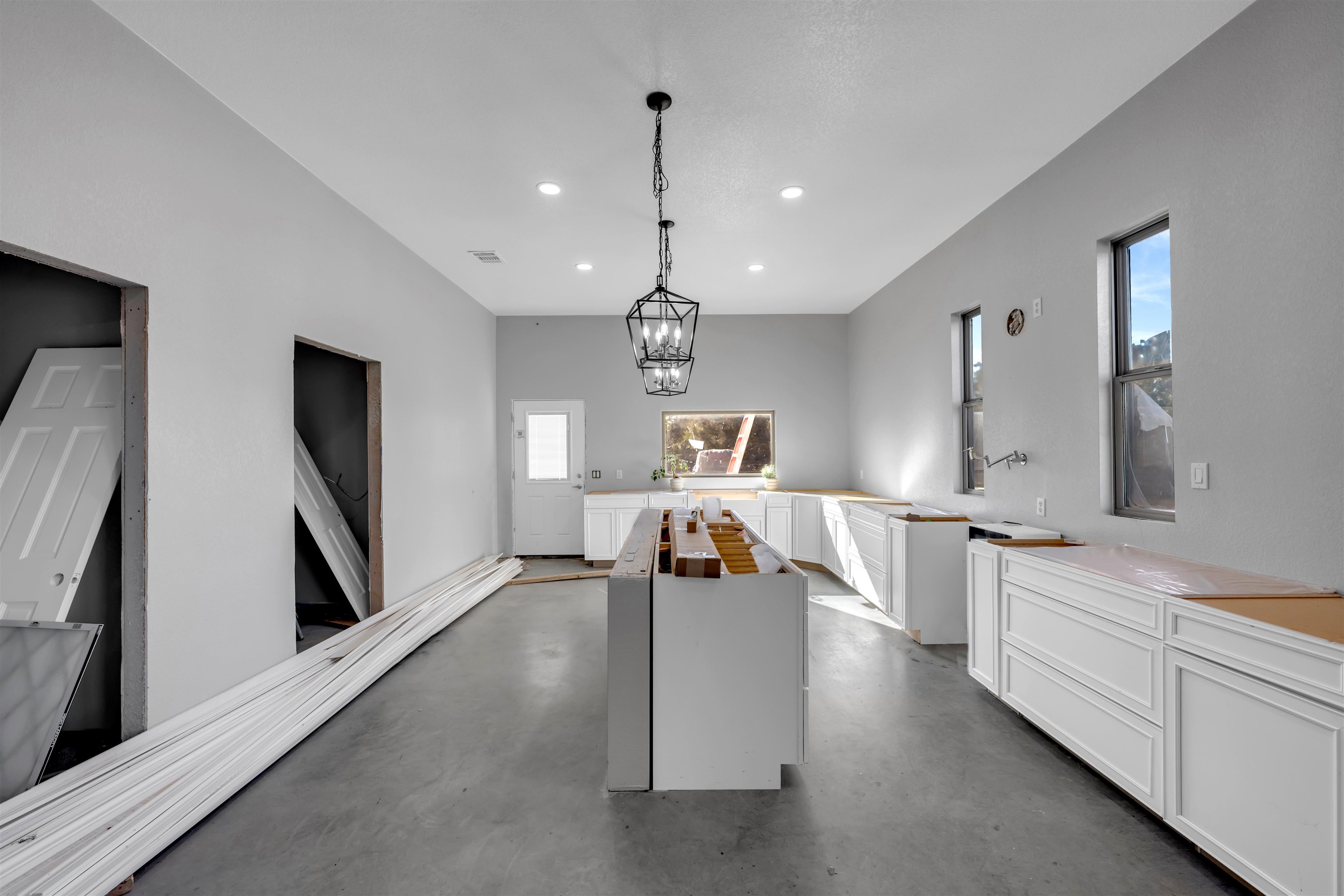 3810 W Fm 243