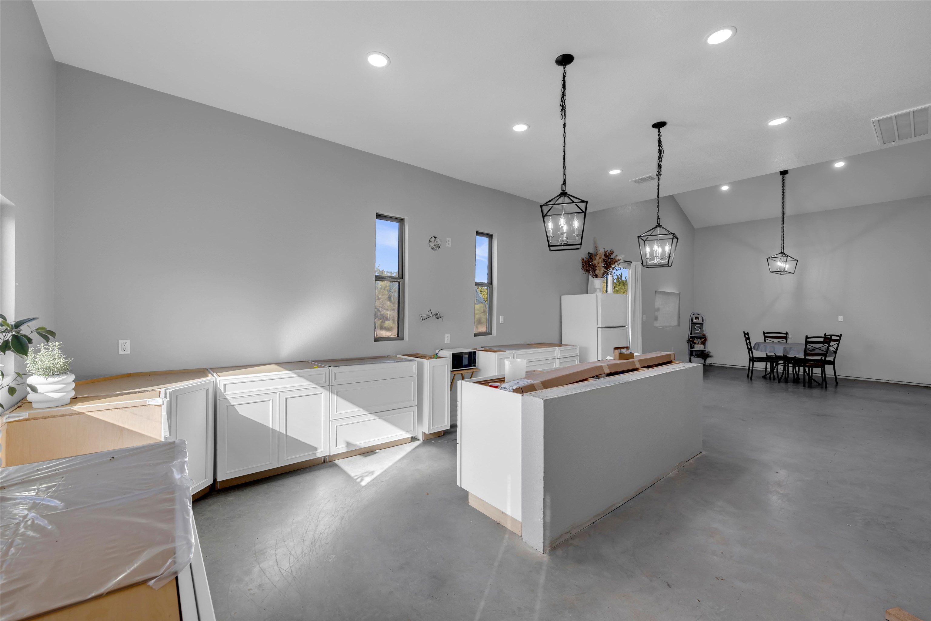 3810 W Fm 243