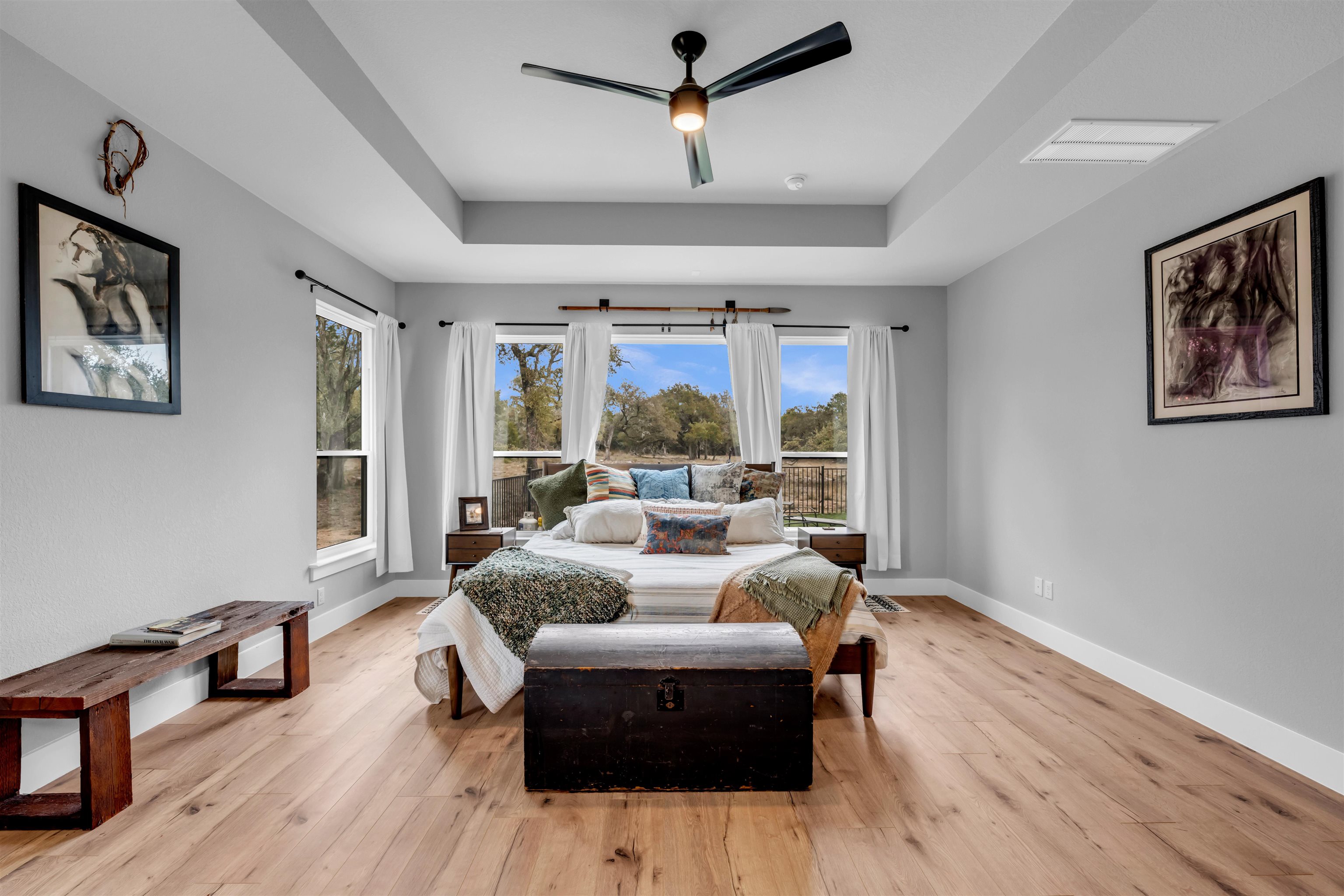 123 Wandering Oaks Cir