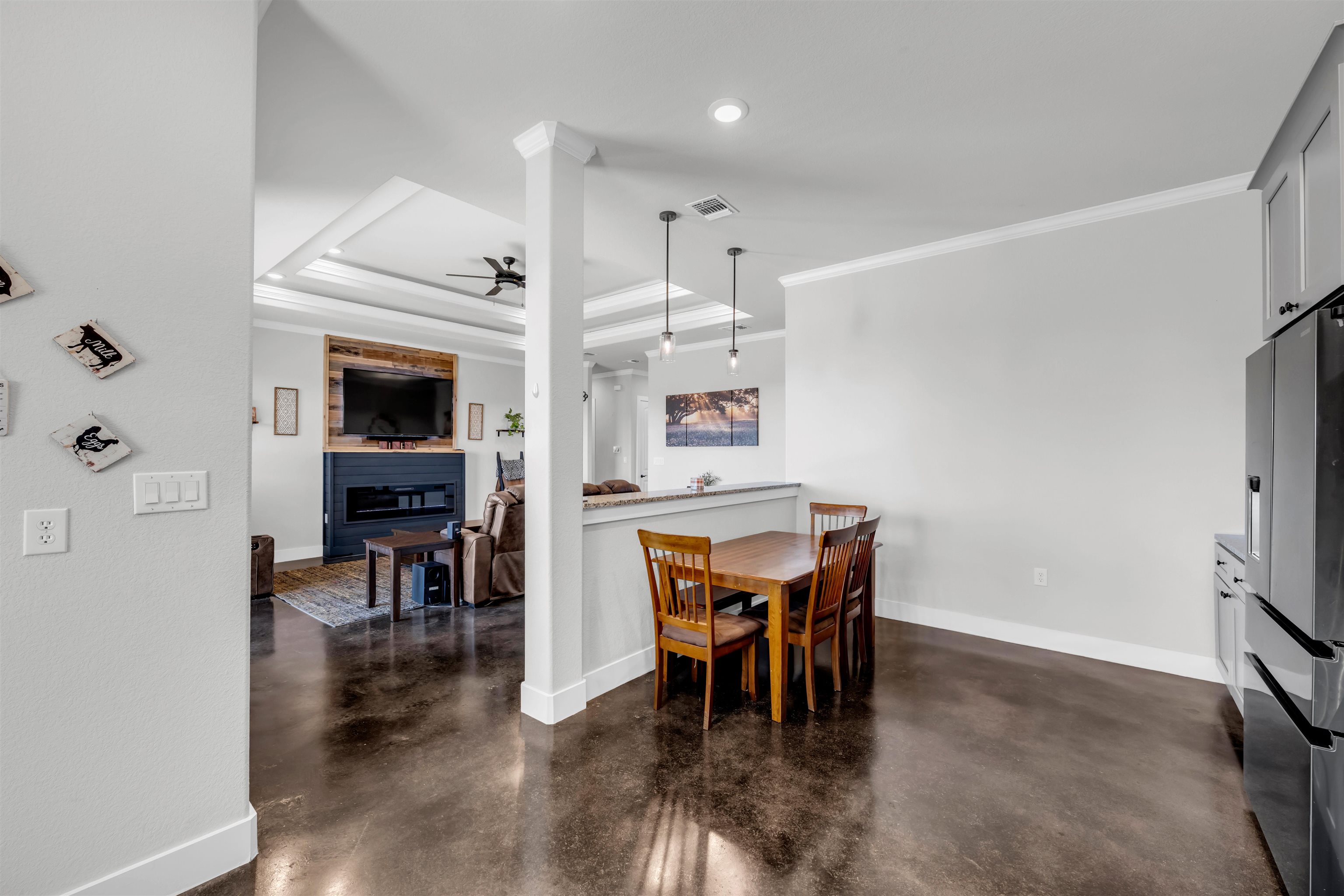 113 S Thomas Cove