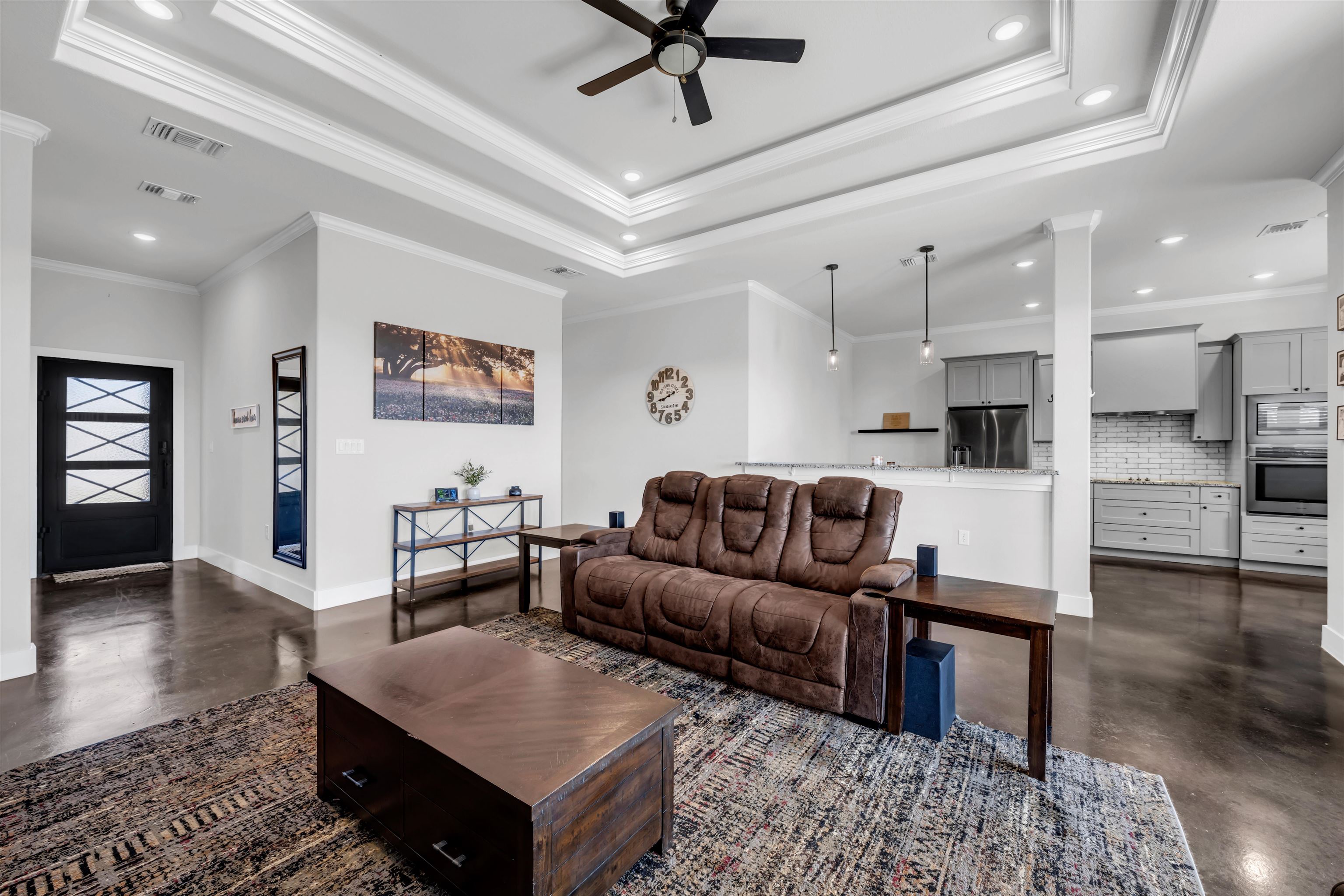 113 S Thomas Cove