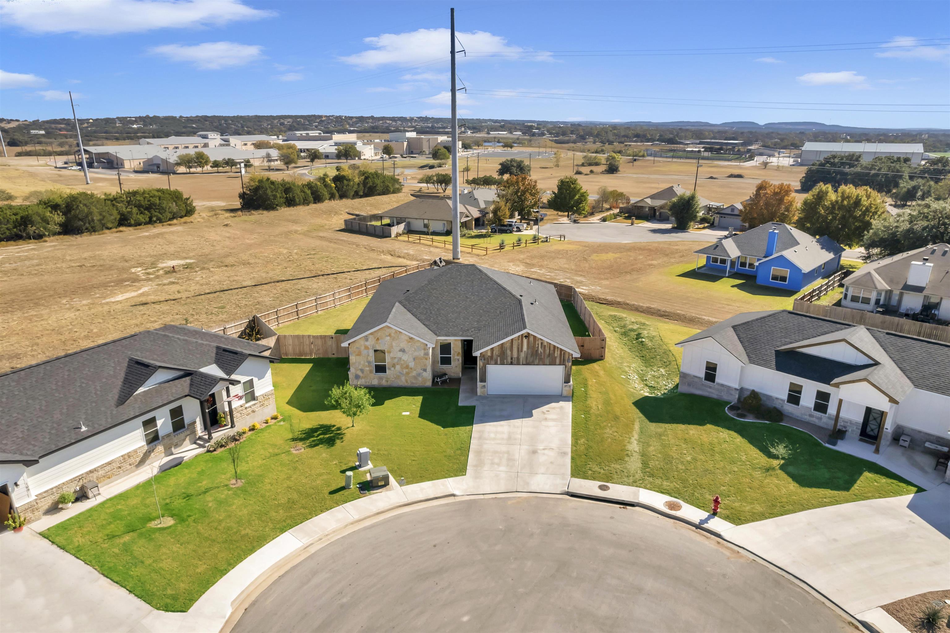 113 S Thomas Cove