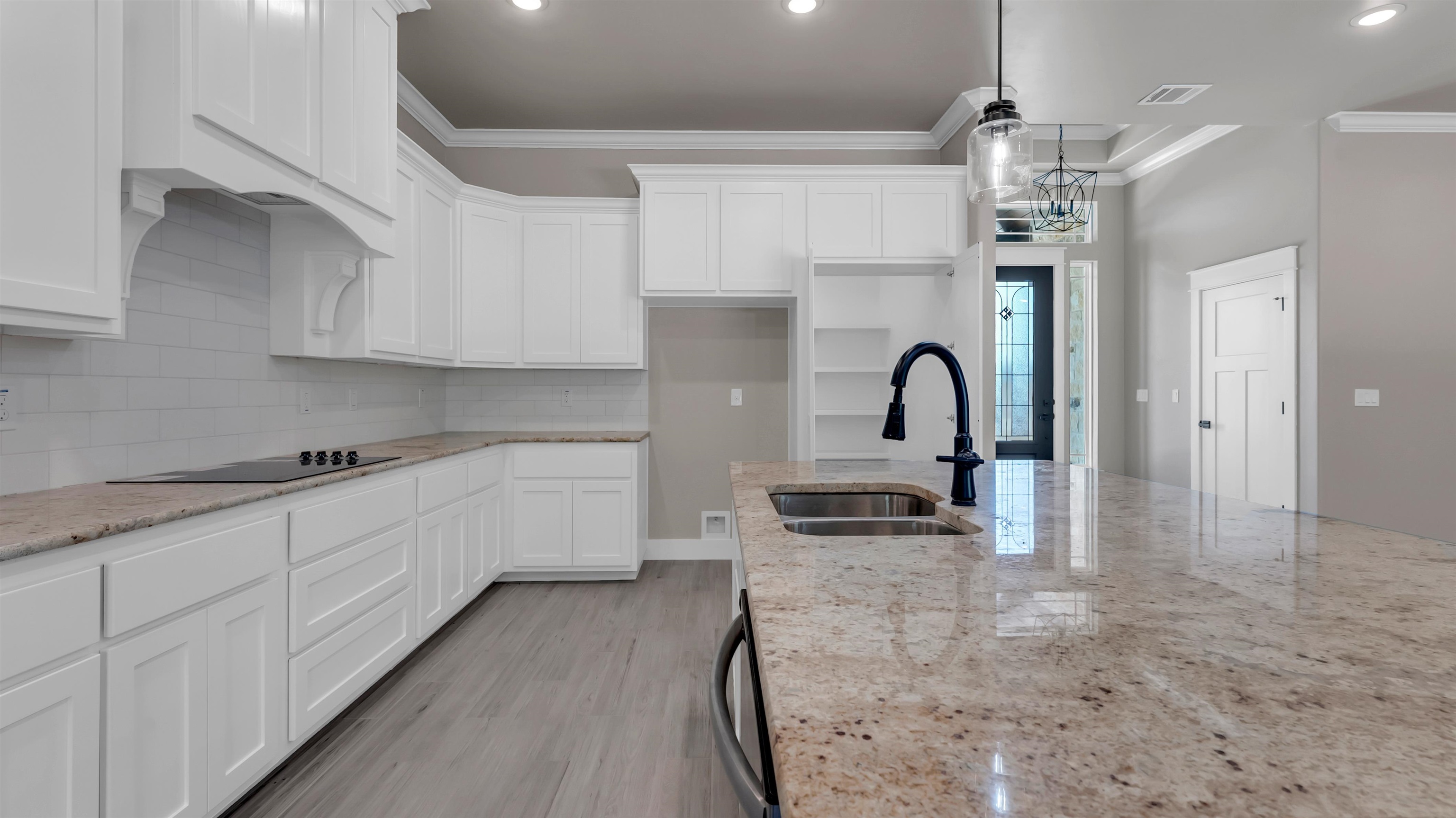 101 Dawna Len Dr