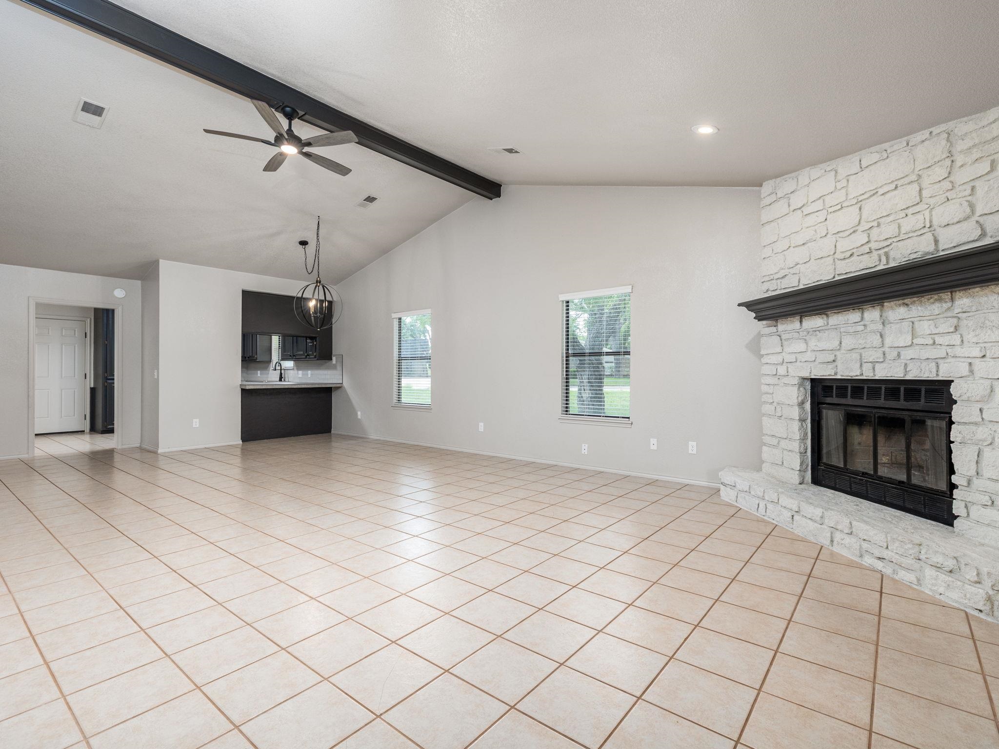 26 Fairway Ln