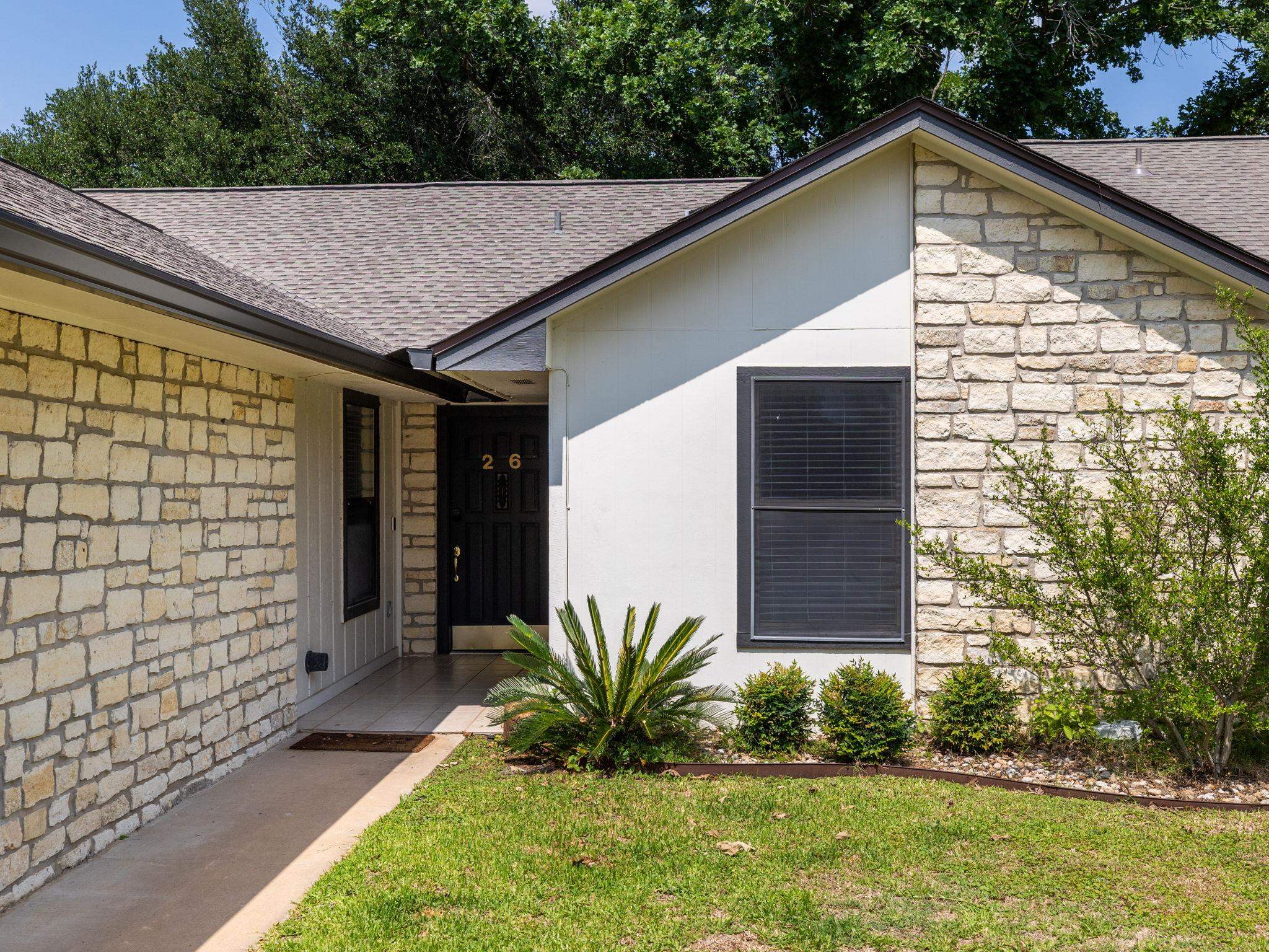 26 Fairway Ln