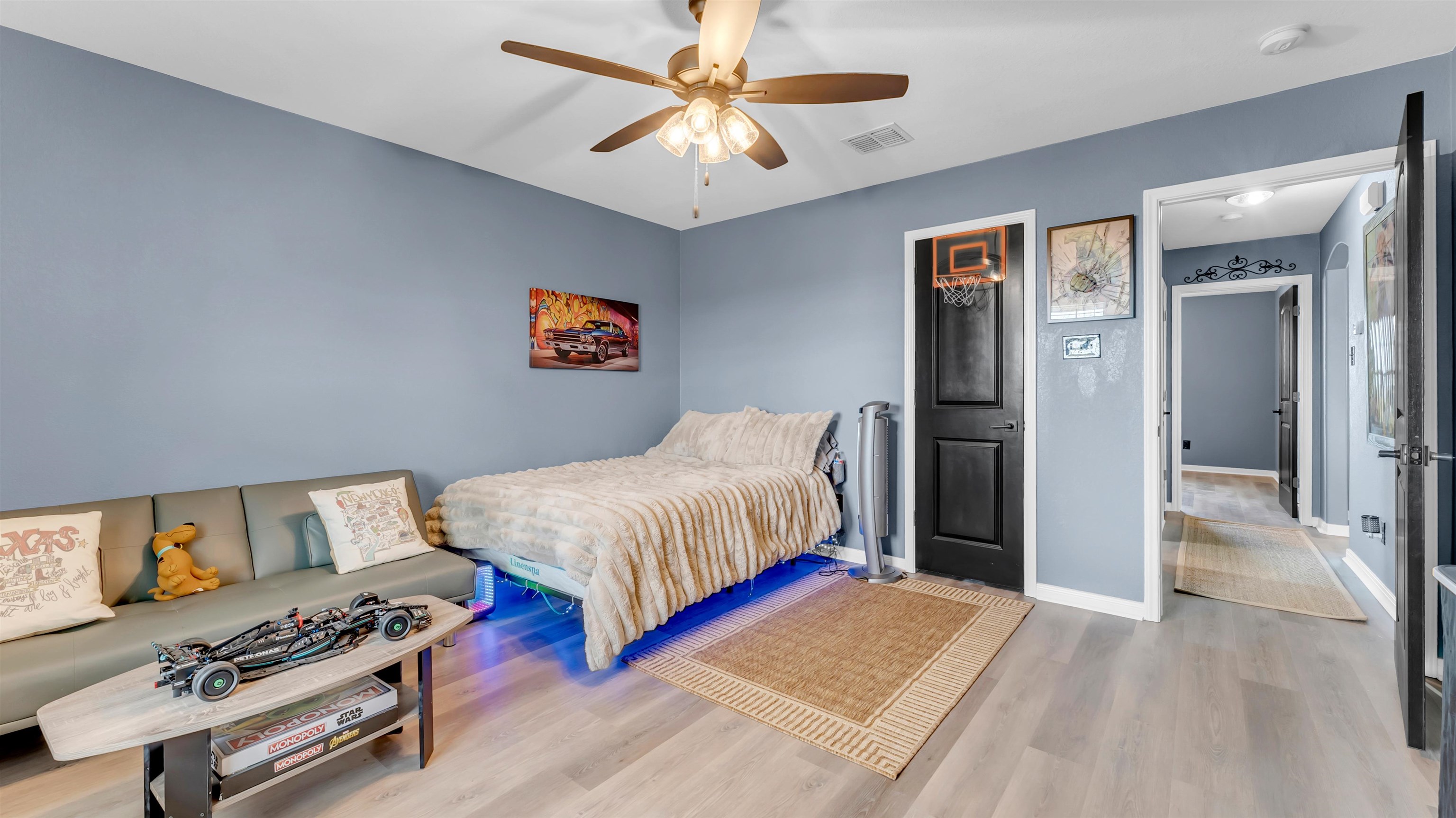 709 Three Creeks Dr