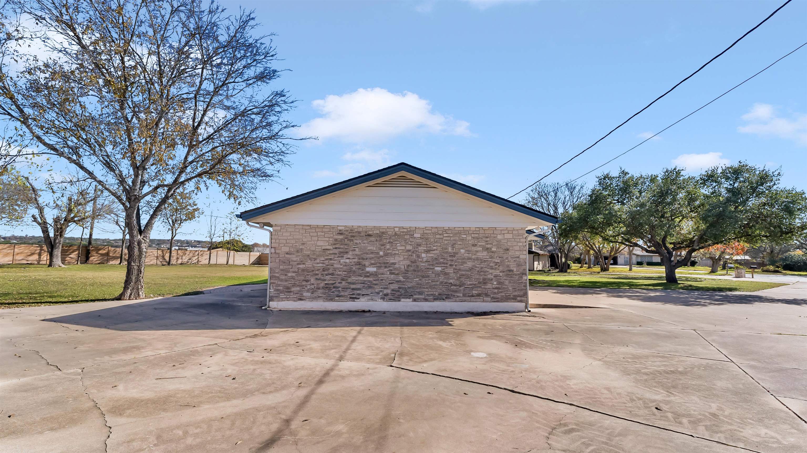 312 Evergreen Street