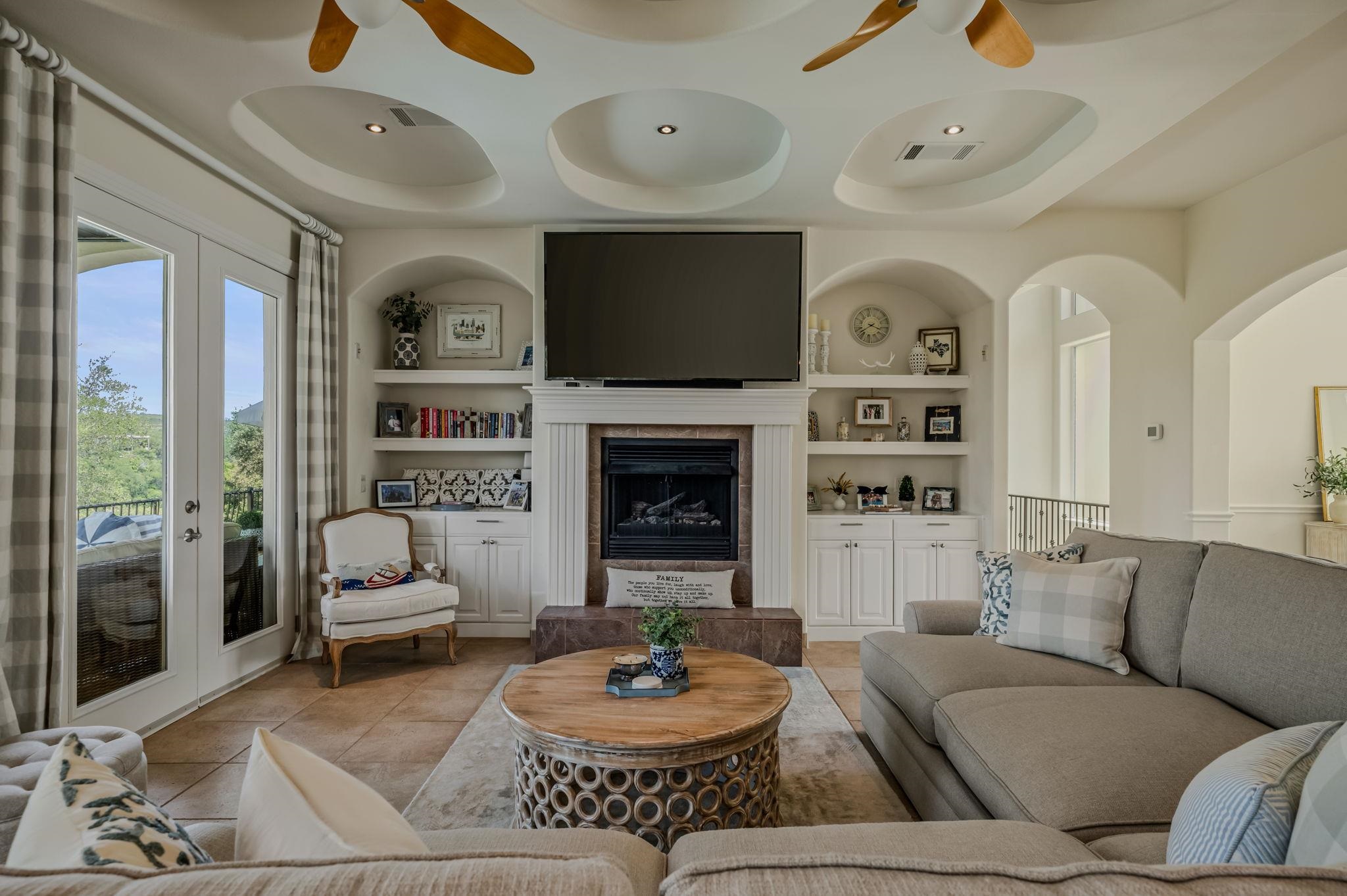 10211 Middle Darleen
